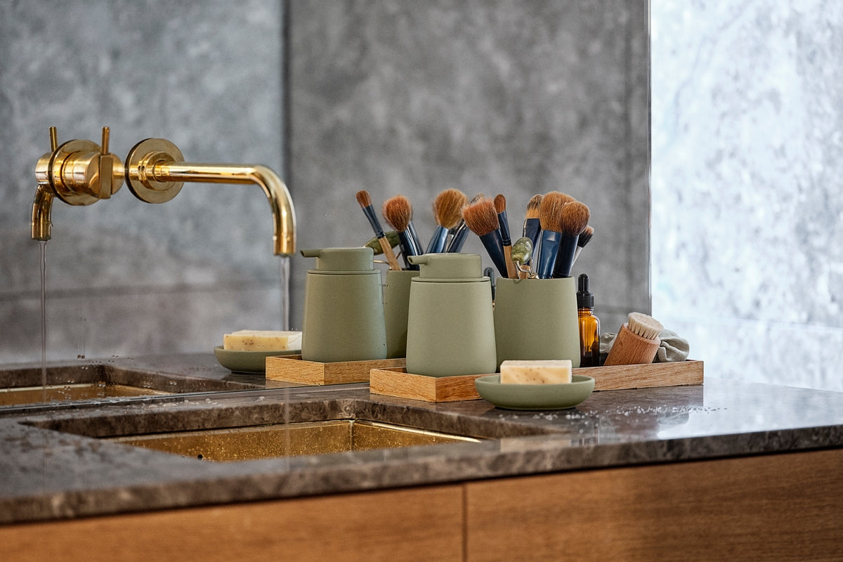 Creëer een Luxueuze Oase: Transformeer uw Badkamer met Elegante Accessoires