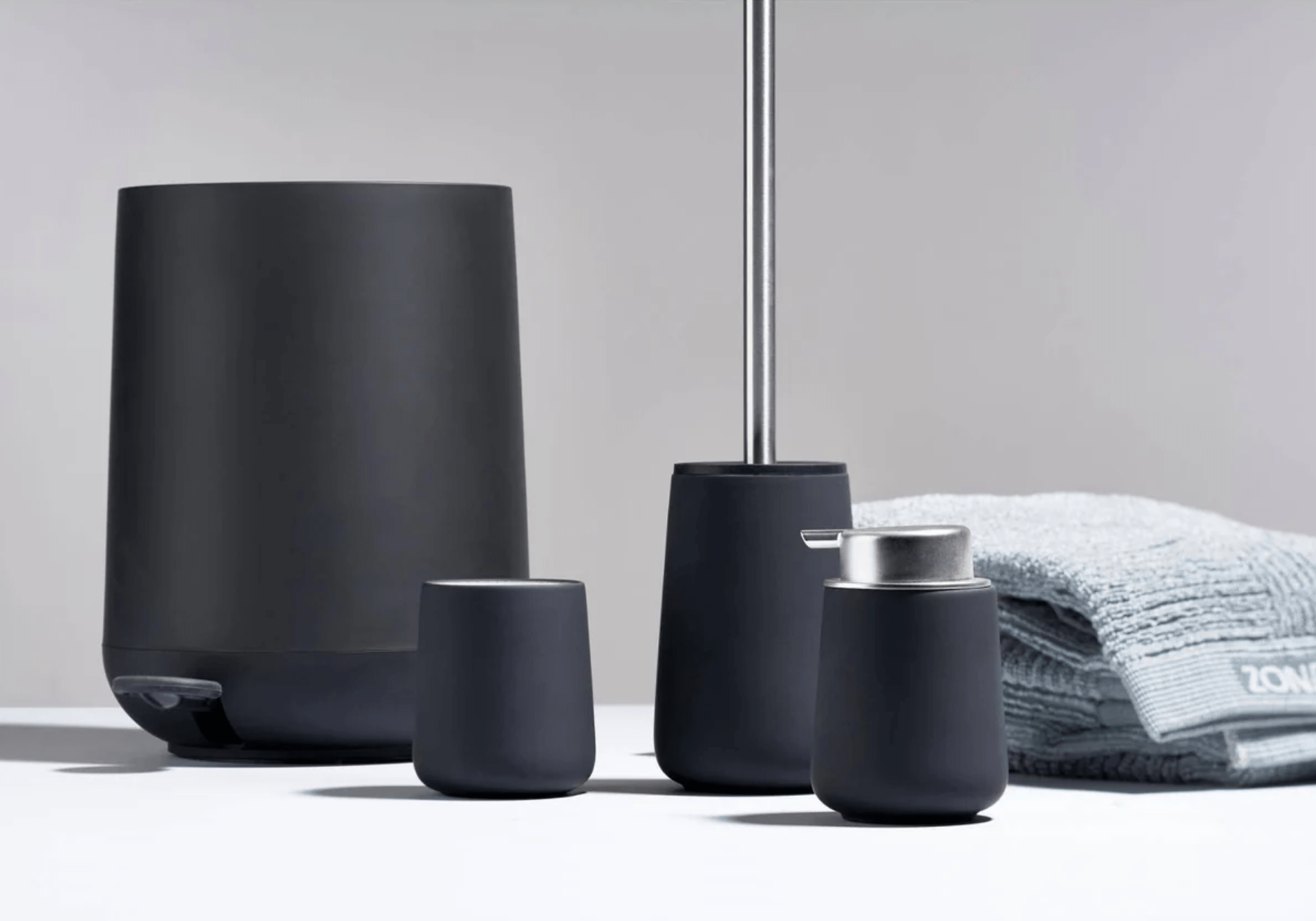 Scandinavische woonaccessoires voor een minimalistisch interieur - Accessoire Loods