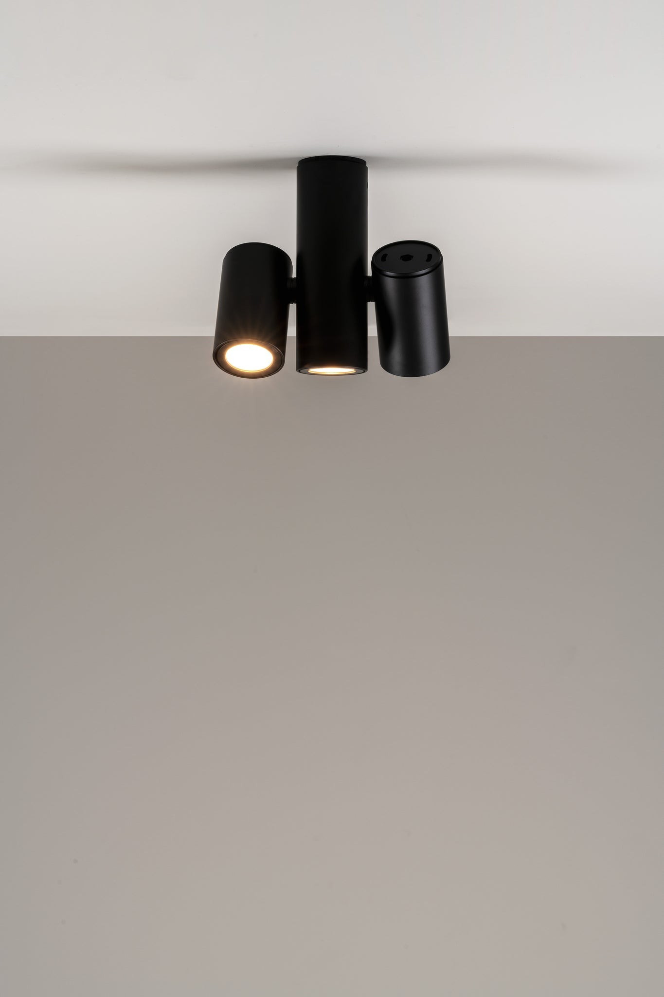 Kronn ceiling lamp 3 x GU10 textured black