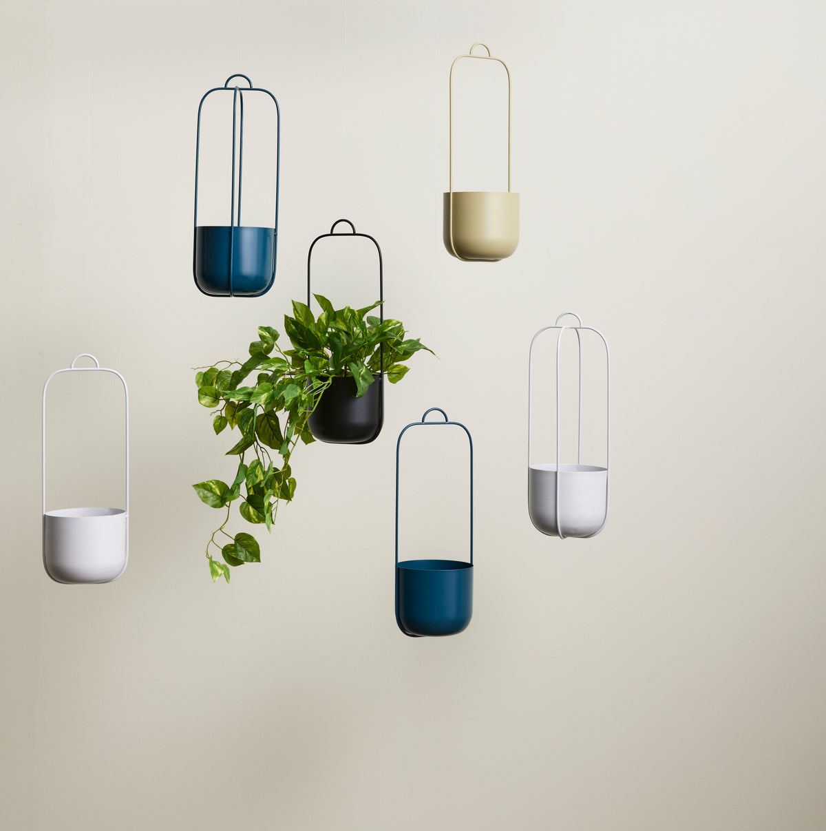 Lotus Hanging Pots Khaki (set of 2)
