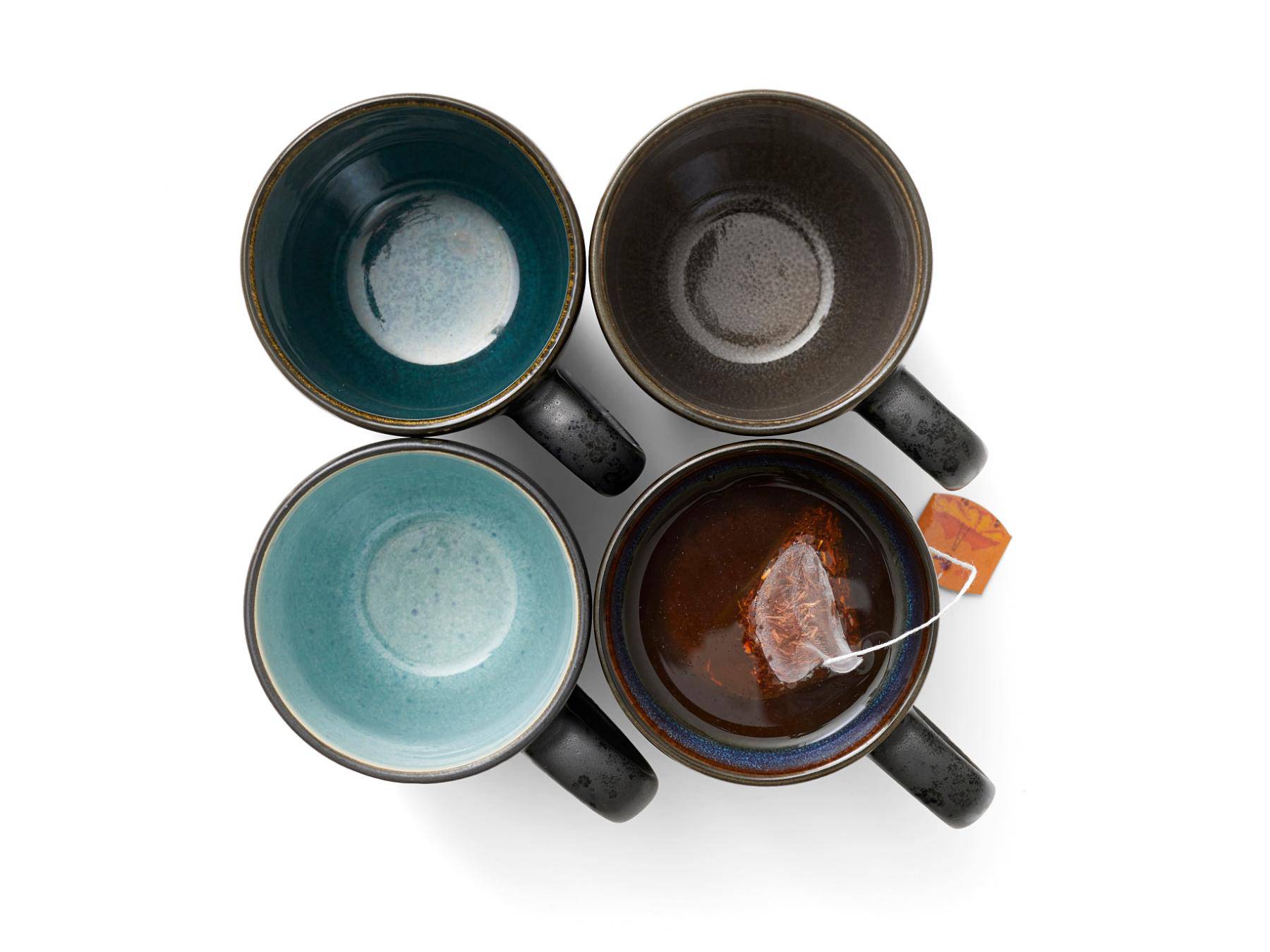 Koffiemok / theemok (300ml) zwart aardewerk met gekleurde binnenkant (4 - delig) - BITZ - Accessoire Loods