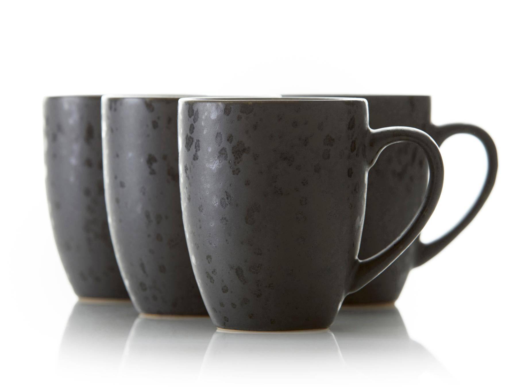 Bitz koffie / thee) mok (300ml) van zwart aardewerk met (donker) gekleurde binnenkant (4-Delig) - Accessoire Loods