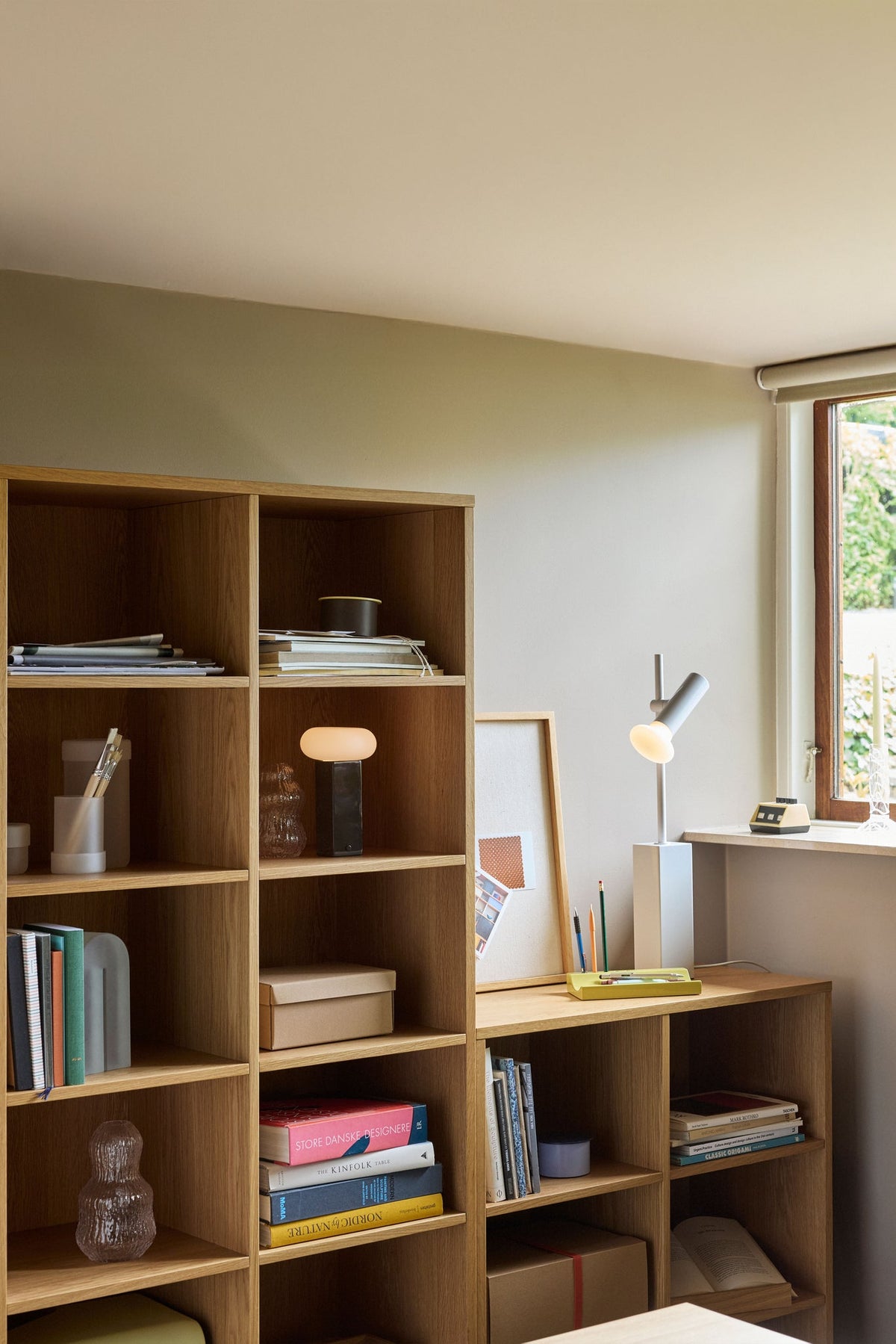 Hübsch - Disco Stellingkast Small Naturel - Hübsch - Accessoire Loods