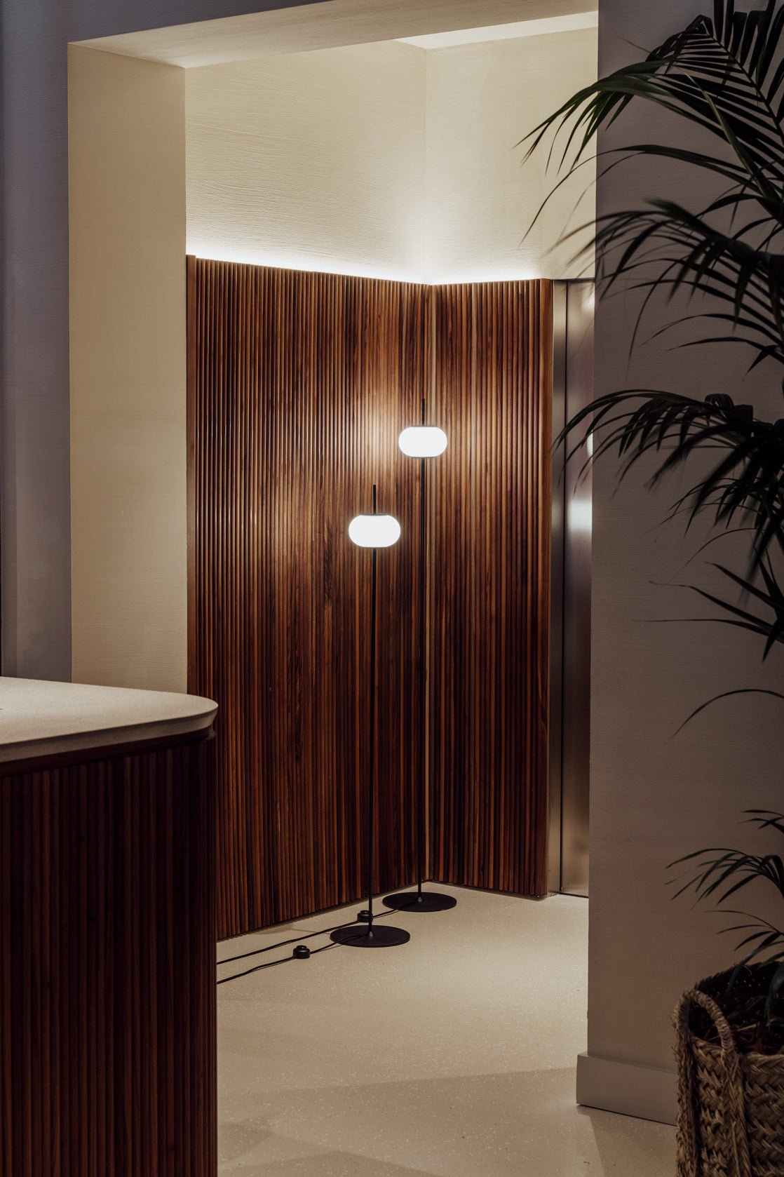 Astros Floor lamp 2 x G9 H. 135 cm textured black - Milan - Accessoire Loods