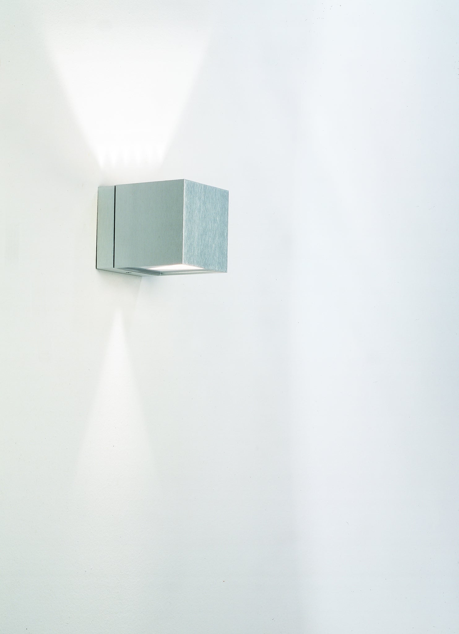 Dau 80 Wall lamp G9 Brushed aluminum - Milan - Accessoire Loods
