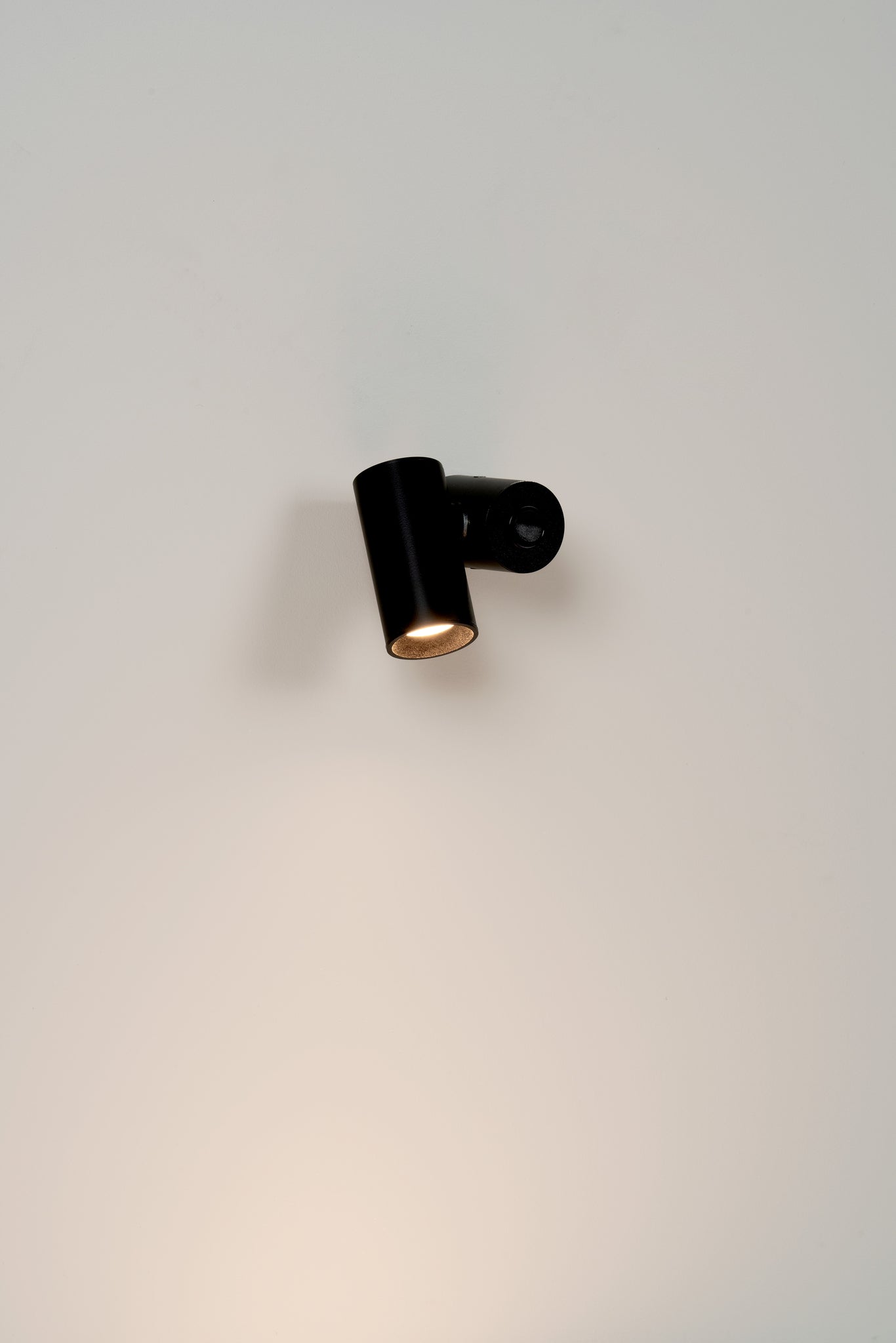 Haul 40 Bed head wall lamp Led DOB 5W textured black - Milan - Accessoire Loods