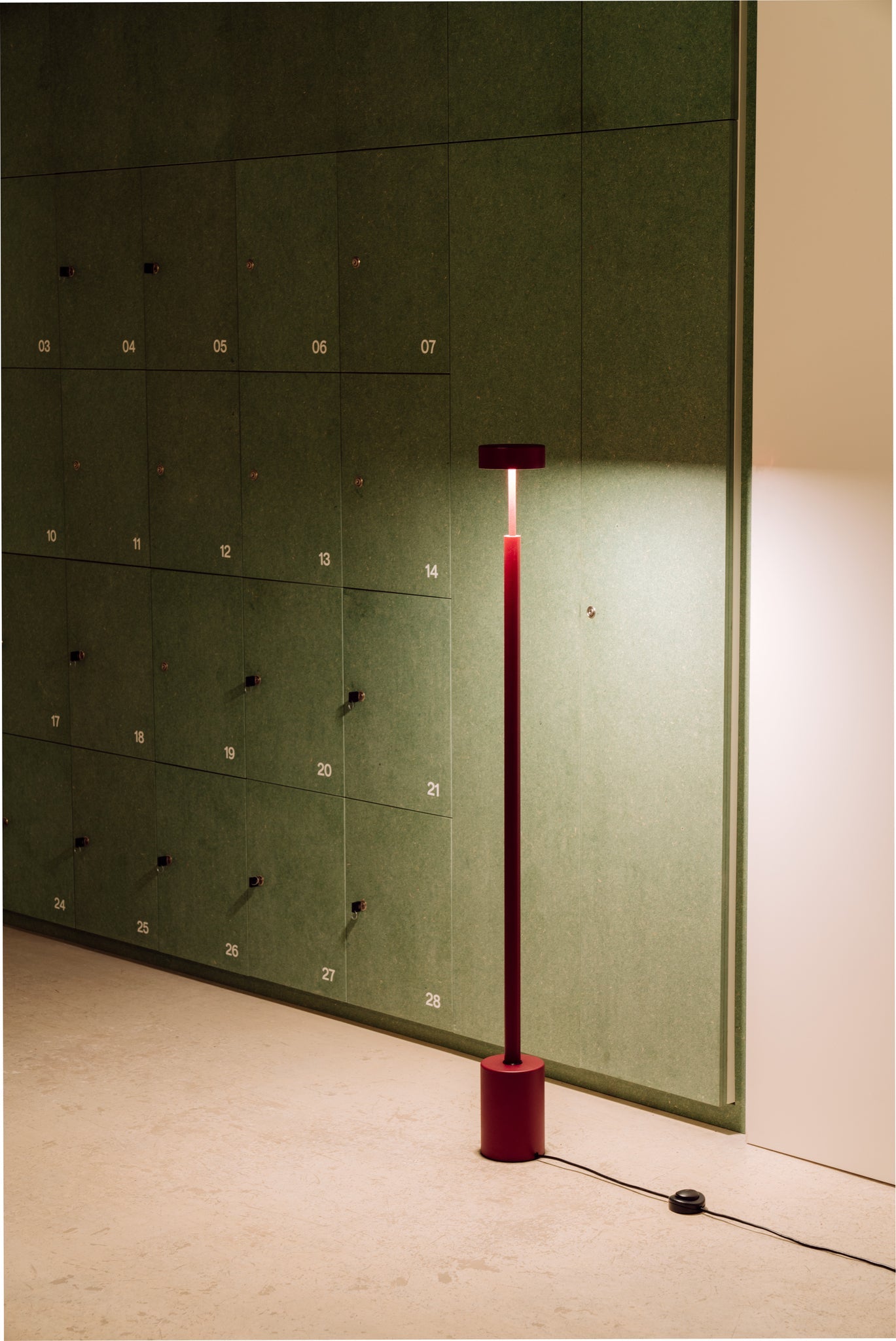Peak Floor lamp h.130 cm Led PCB Textured burgundy - Milan - Accessoire Loods