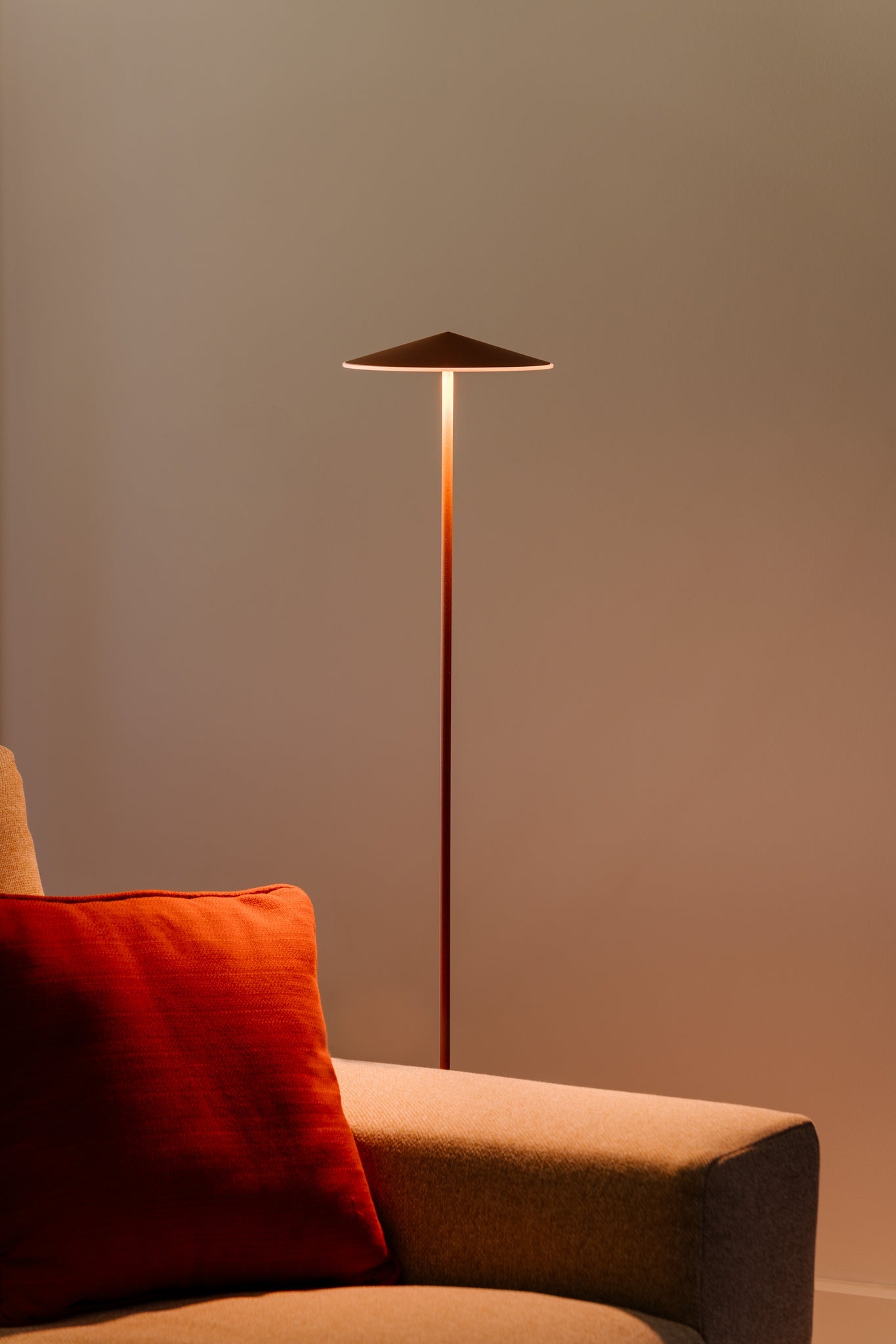 Pla Floor lamp 120 metallic cupper - Milan - Accessoire Loods