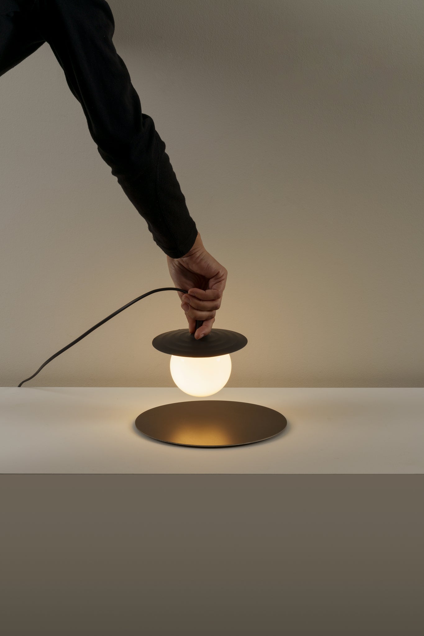 Symphony Table lamp G9textured anthracite grey - Milan - Accessoire Loods