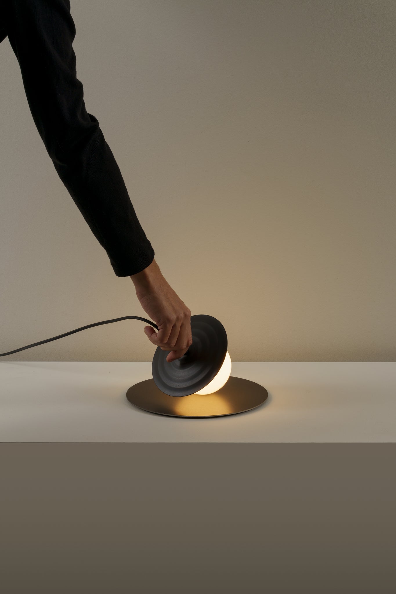 Symphony Table lamp G9textured anthracite grey - Milan - Accessoire Loods