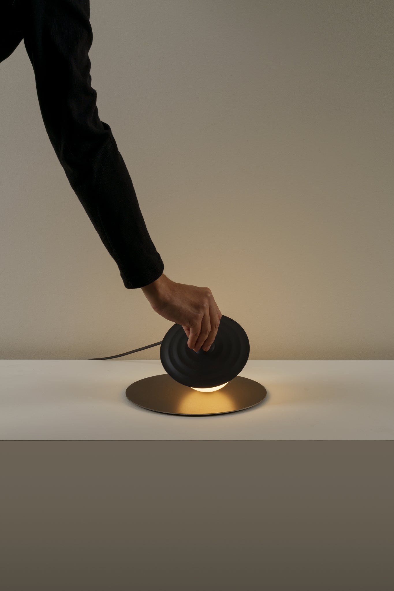 Symphony Table lamp G9textured anthracite grey - Milan - Accessoire Loods