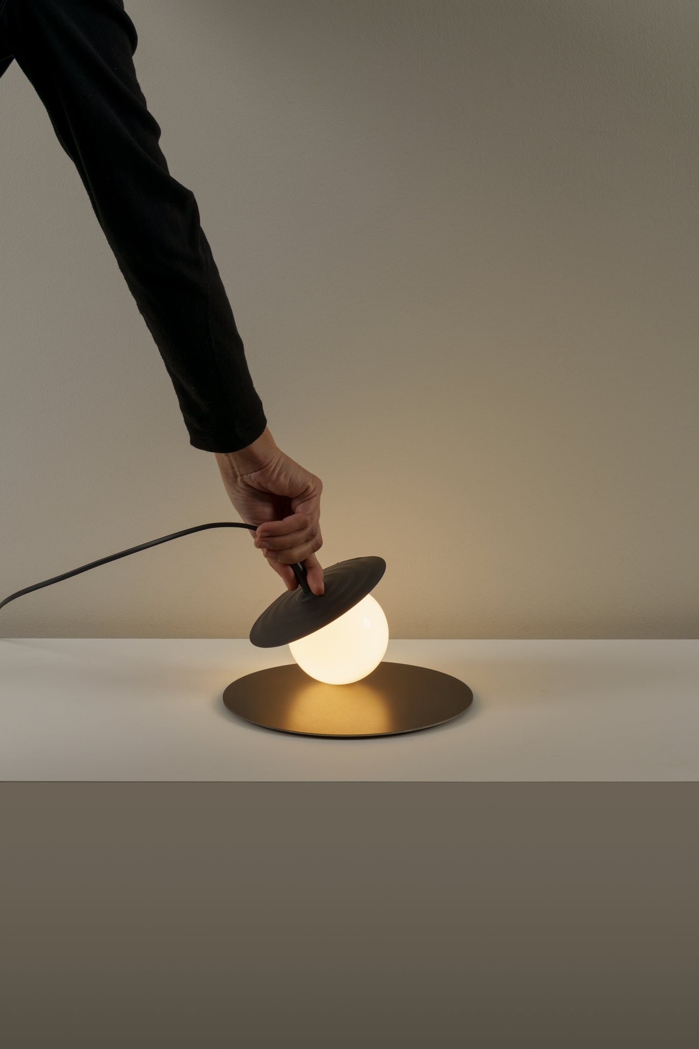 Symphony Table lamp G9textured anthracite grey - Milan - Accessoire Loods