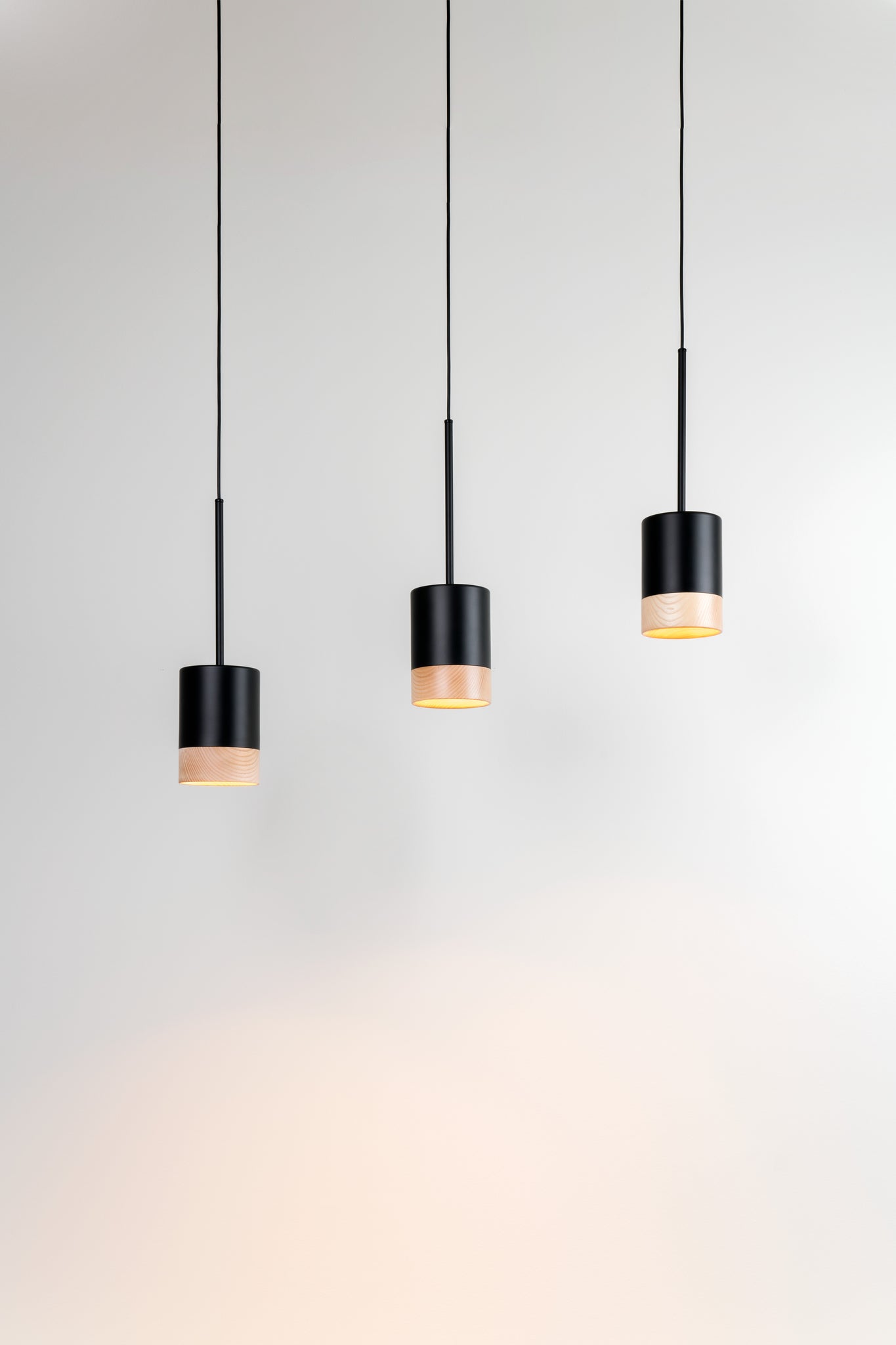 Third Pendant light GU10 textured black ash wood - Milan - Accessoire Loods