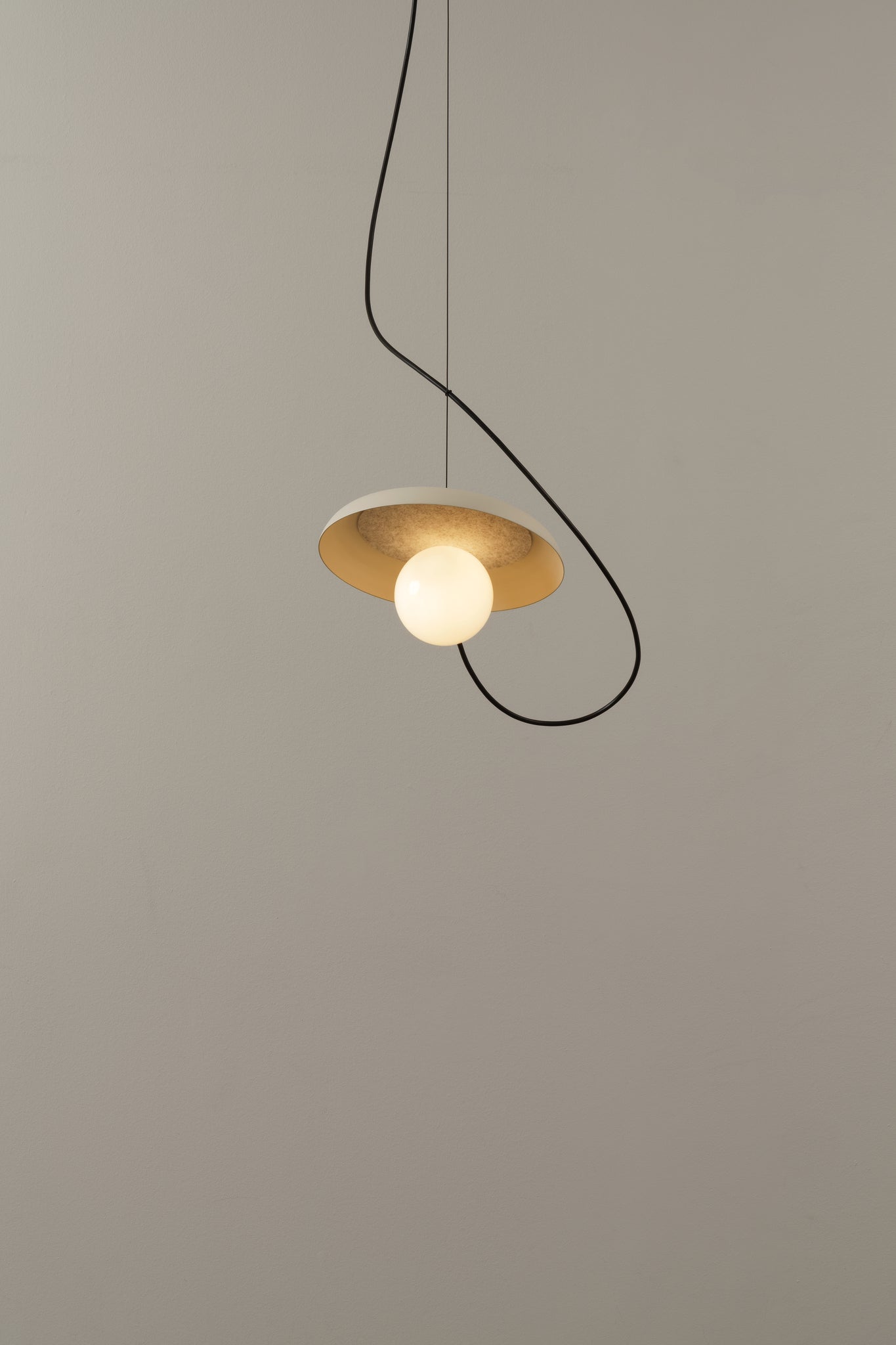 Wire Pendant @ 24cm.G9 textured mink - Milan - Accessoire Loods