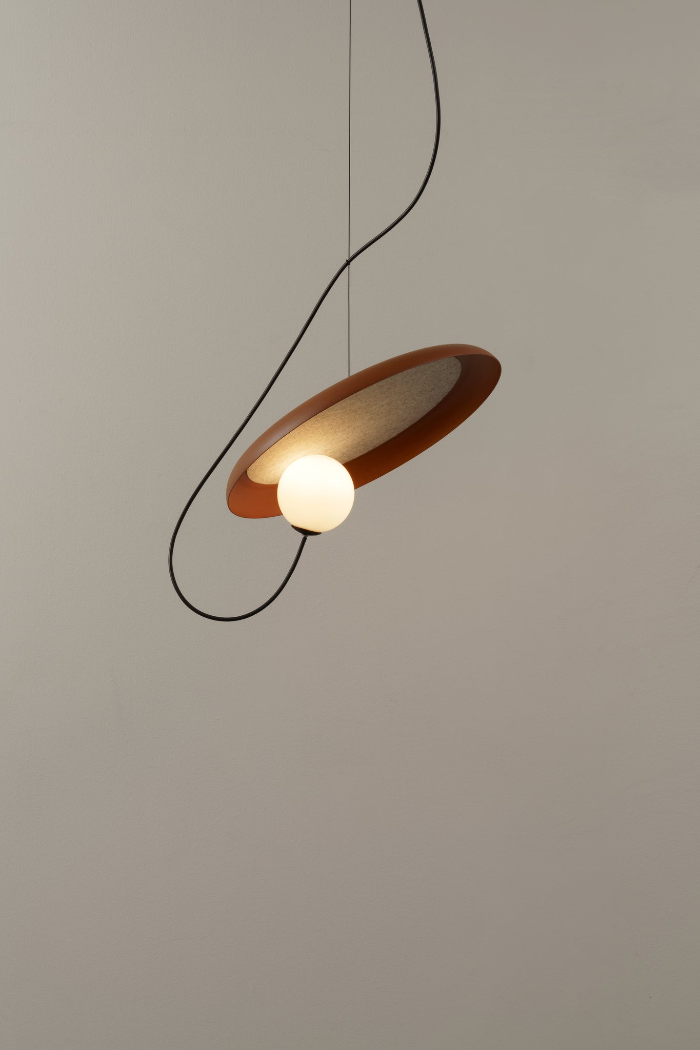 Wire Pendant @ 38 cm.G9 textured copper - Milan - Accessoire Loods