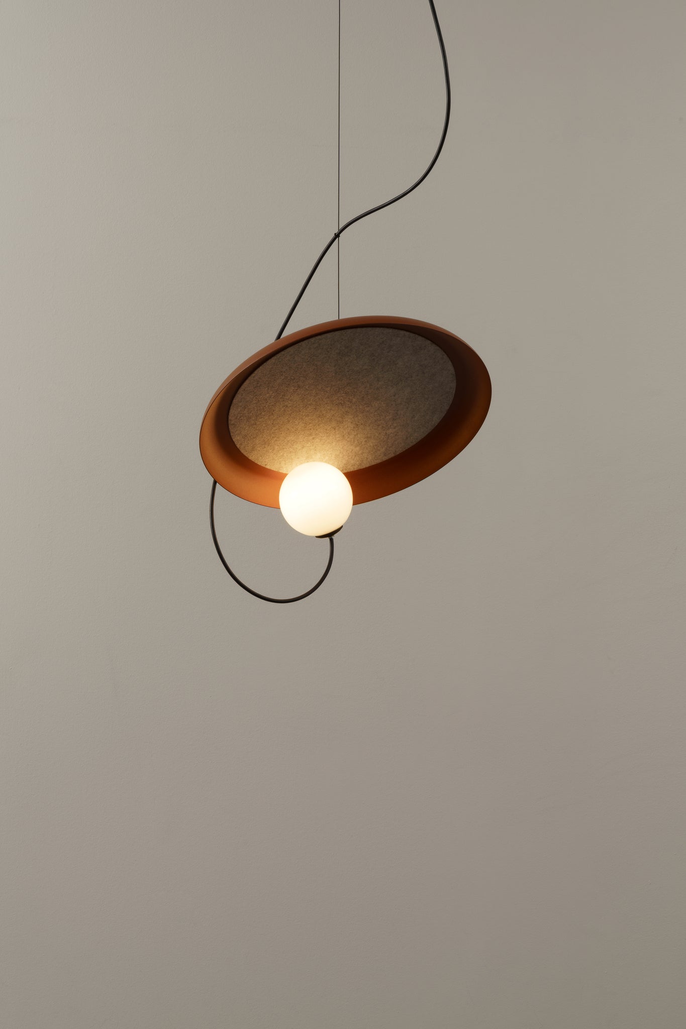 Wire Pendant @ 38 cm.G9 textured copper - Milan - Accessoire Loods