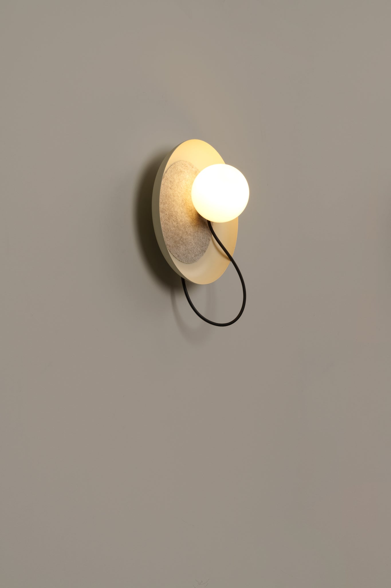 Wire Wall Lamp @ 24 cm G9 textured mink - Milan - Accessoire Loods