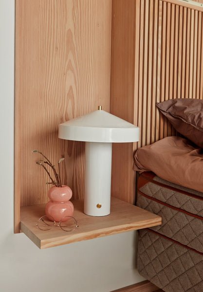 Hatto Table Lamp (EU) - OYOY LIVING - Accessoire Loods