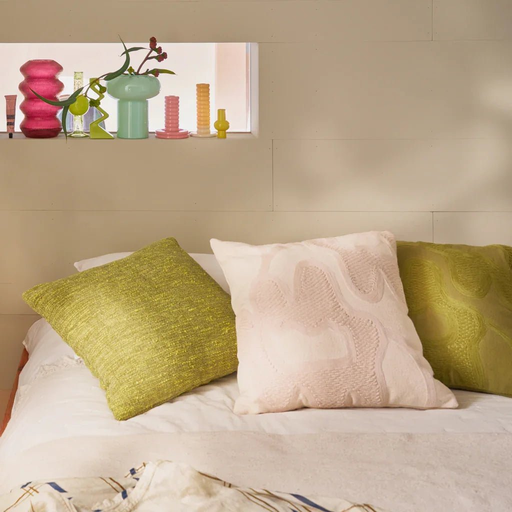 Cushion Kedi, Off white - Urban Nature Culture - Accessoire Loods