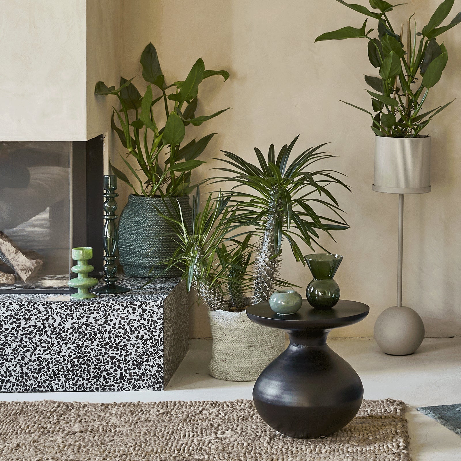 Side table Tummy - Urban Nature Culture - Accessoire Loods