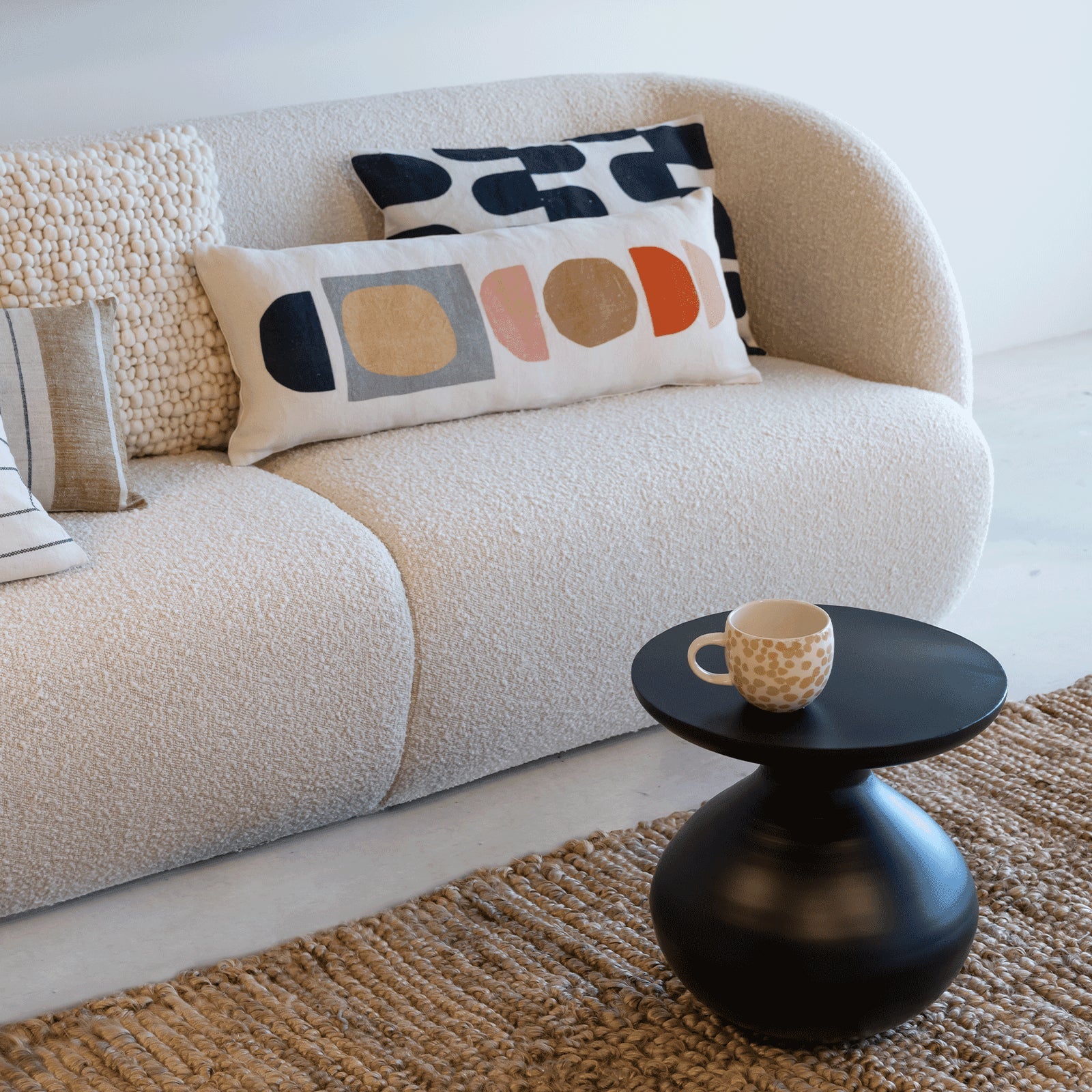 Side table Tummy - Urban Nature Culture - Accessoire Loods