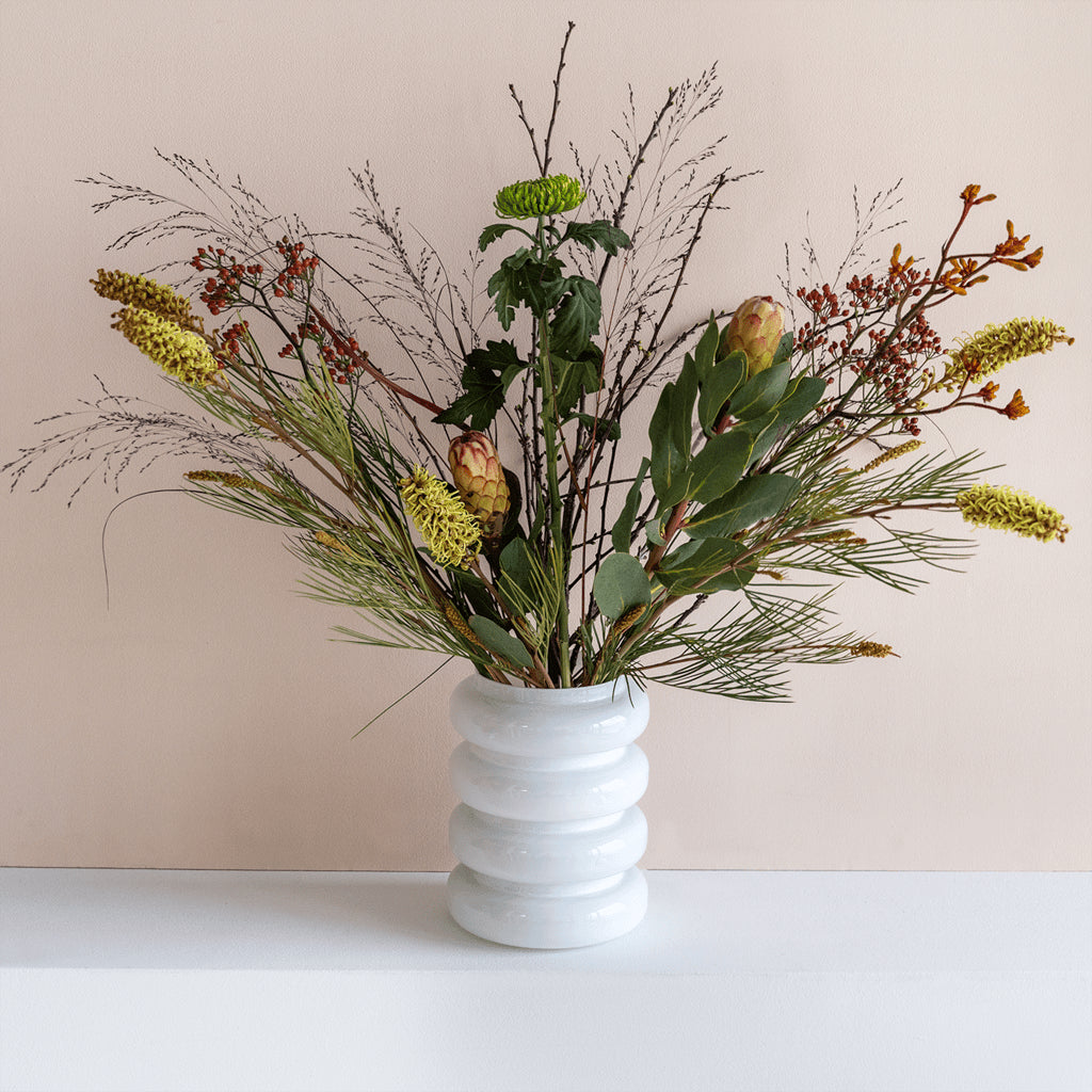 Urban Nature Culture - Bloemenvaas van gerecycled glas Bulb - Urban Nature Culture - Accessoire Loods