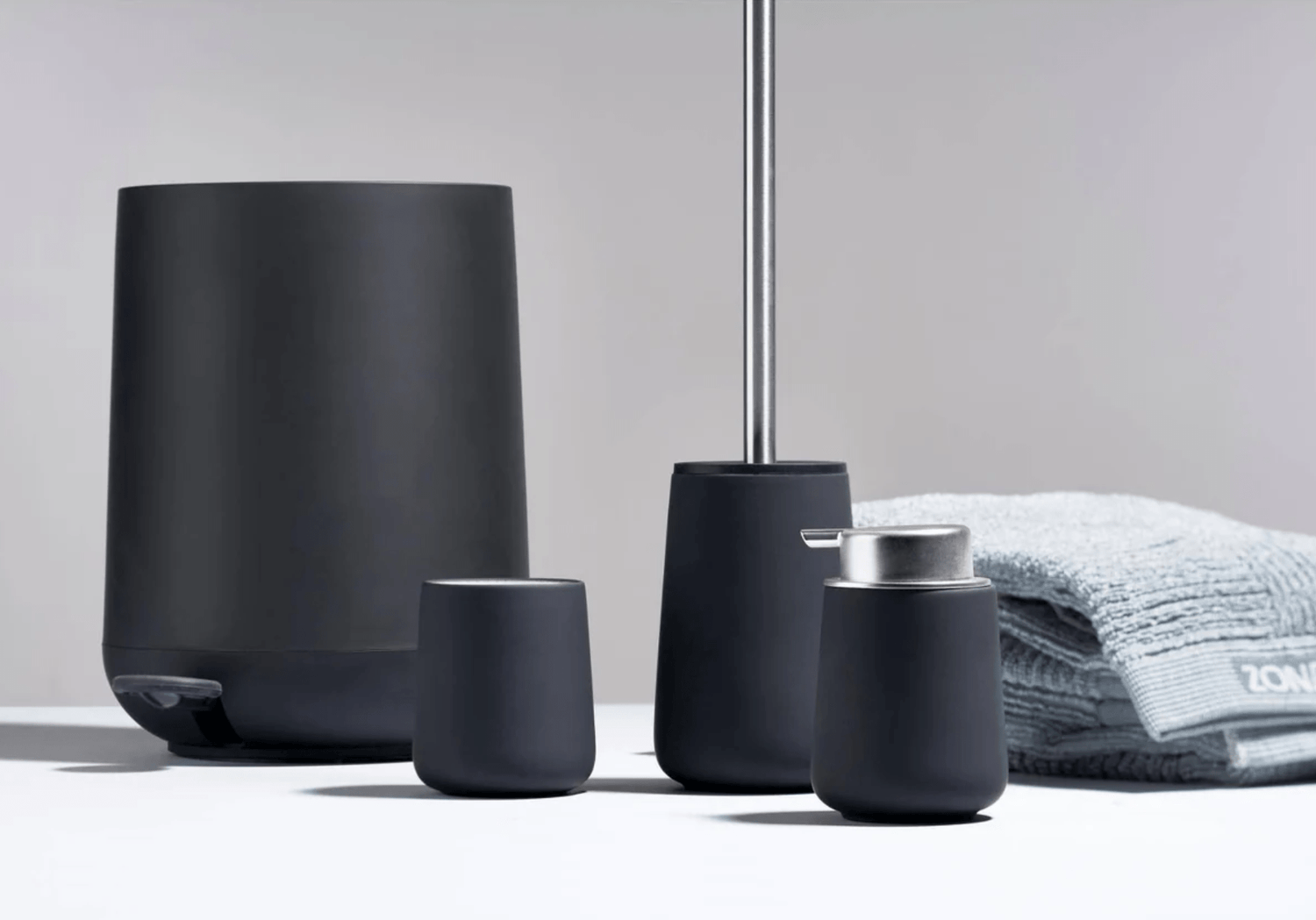 Scandinavische woonaccessoires voor een minimalistisch interieur - Accessoire Loods