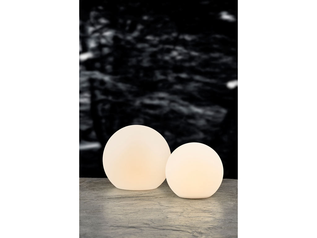 Villa Collection Maane LED Lamp met solar Dia. 25 x 23 cm Wit