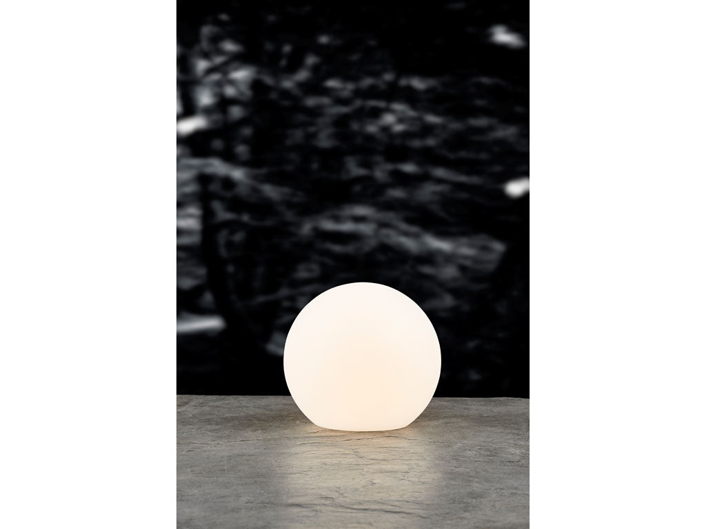 Villa Collection Maane LED Lamp met solar Dia. 30 x 28 cm Wit - Accessoire Loods