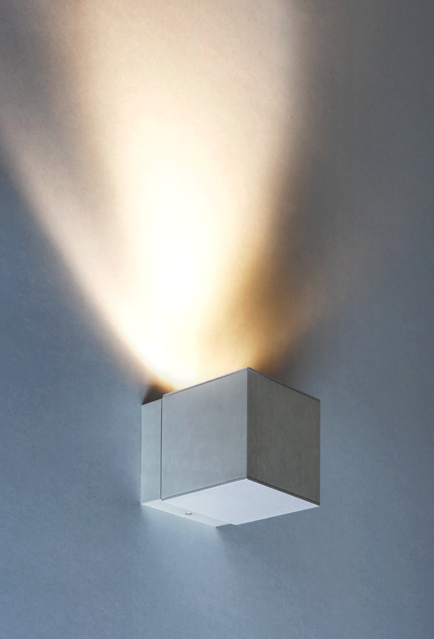 Dau 80 Wall lamp GU10 Brushed aluminum