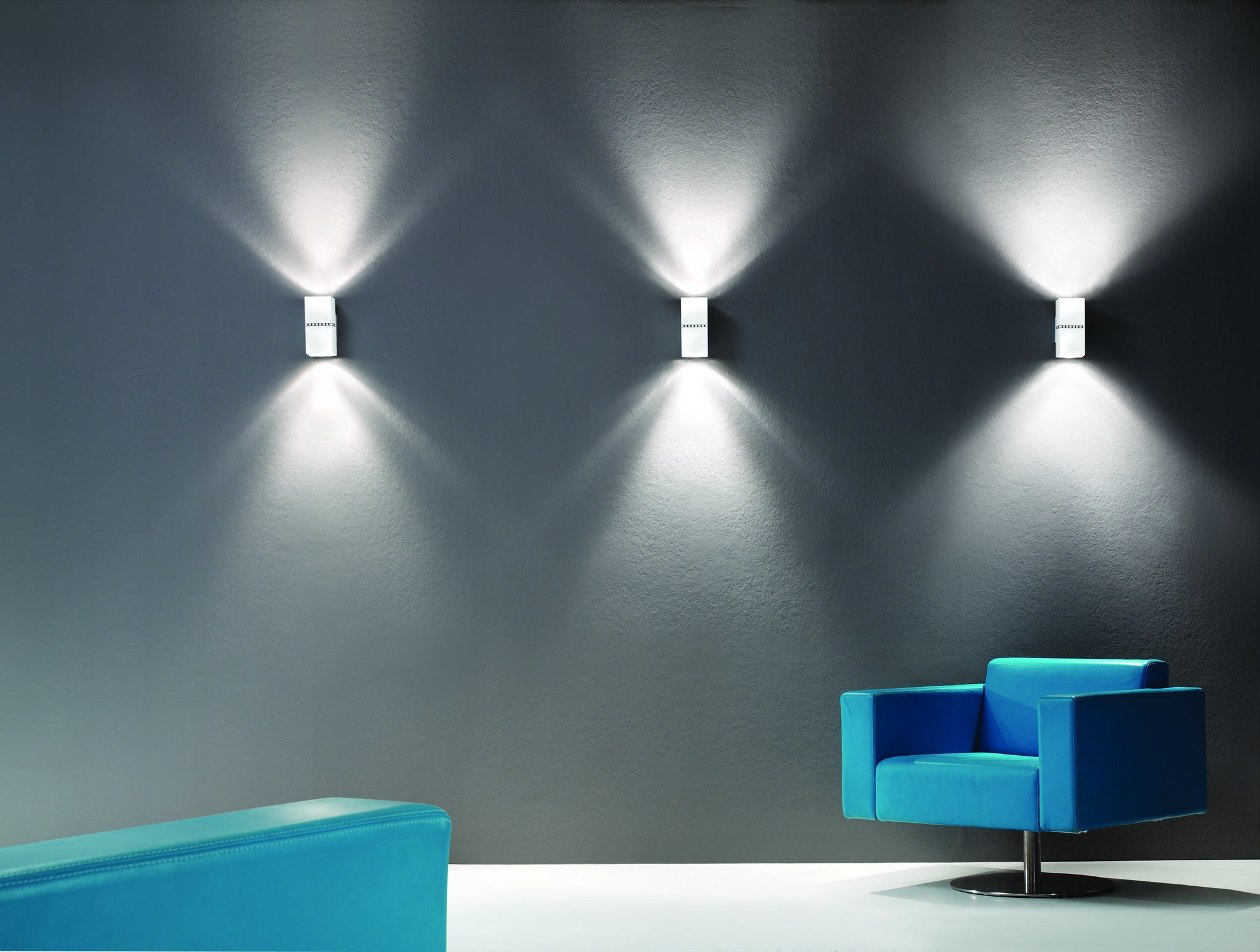 Dau 80 Rectangular wall lamp 2 x Led DOB Brushed  aluminum