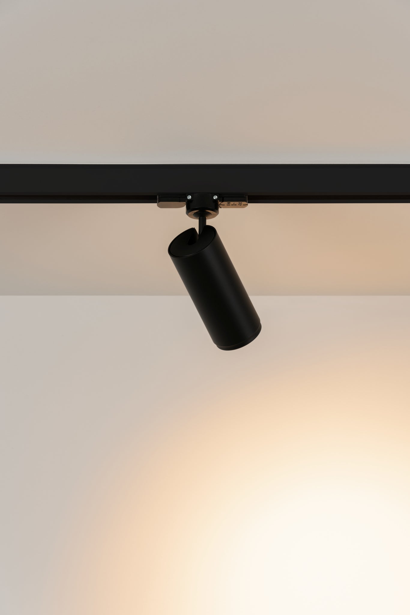 Haul 55 Track Spotlight 3P Led DOB 7W textured black