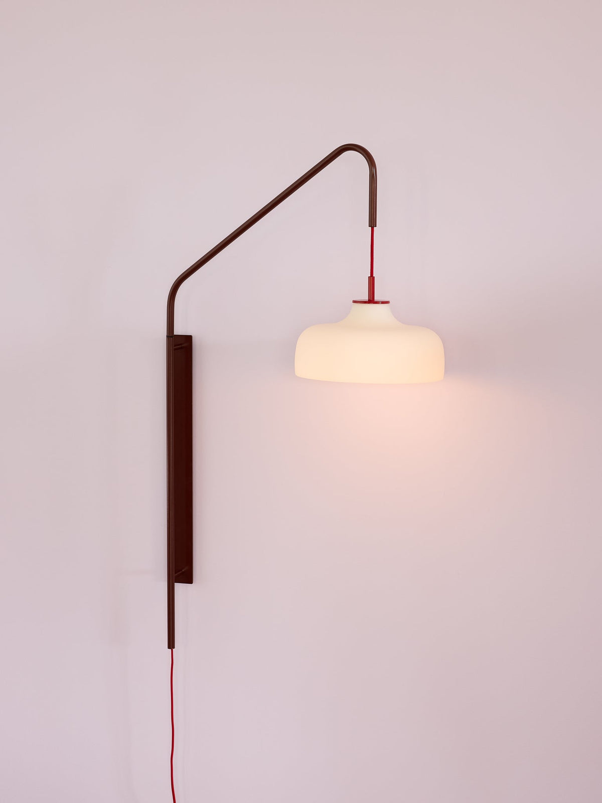 Current Wall Lamp Red - Hübsch - Accessoire Loods