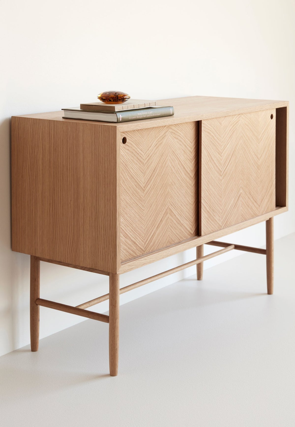 Herringbone Dresser Sliding Doors Natural - Hübsch - Accessoire Loods