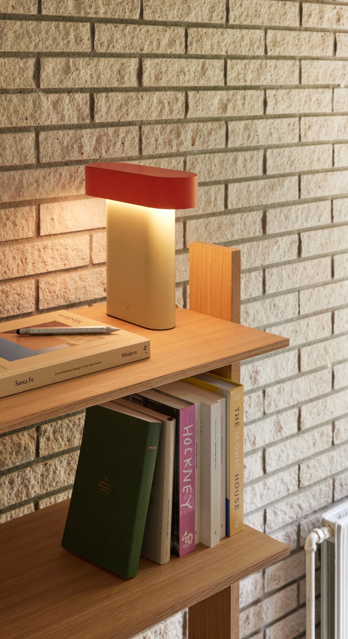 Sleek Table Lamp Green/Red - Hübsch - Accessoire Loods