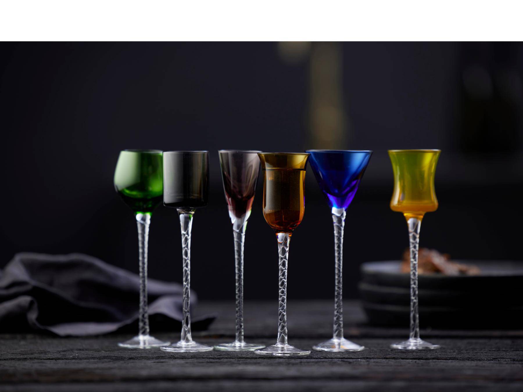 Lyngby Aquavit / borrel / schnaps glas London 18 cm hoog - 5 cl - set van 6 stuks - colour mix - Lyngby Glas - Accessoire Loods