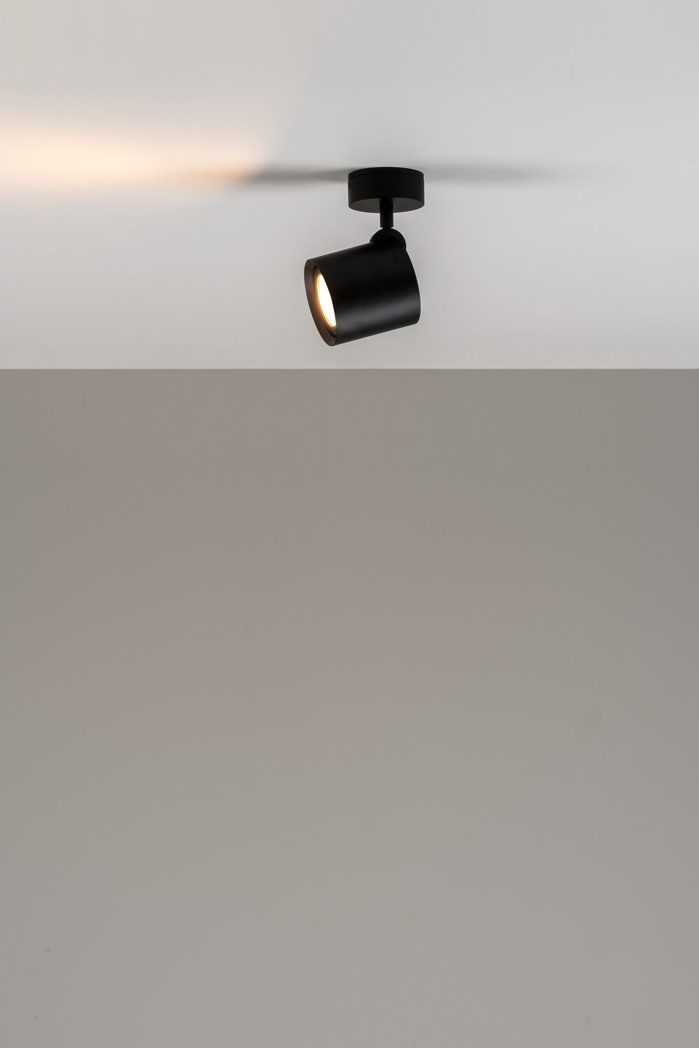 Kronn Wall/ceiling lamp GU10 textured black - Milan - Accessoire Loods