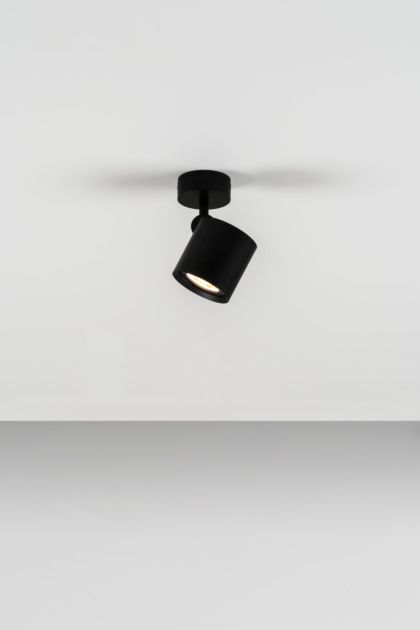 Kronn Wall/ceiling lamp GU10 textured black - Milan - Accessoire Loods
