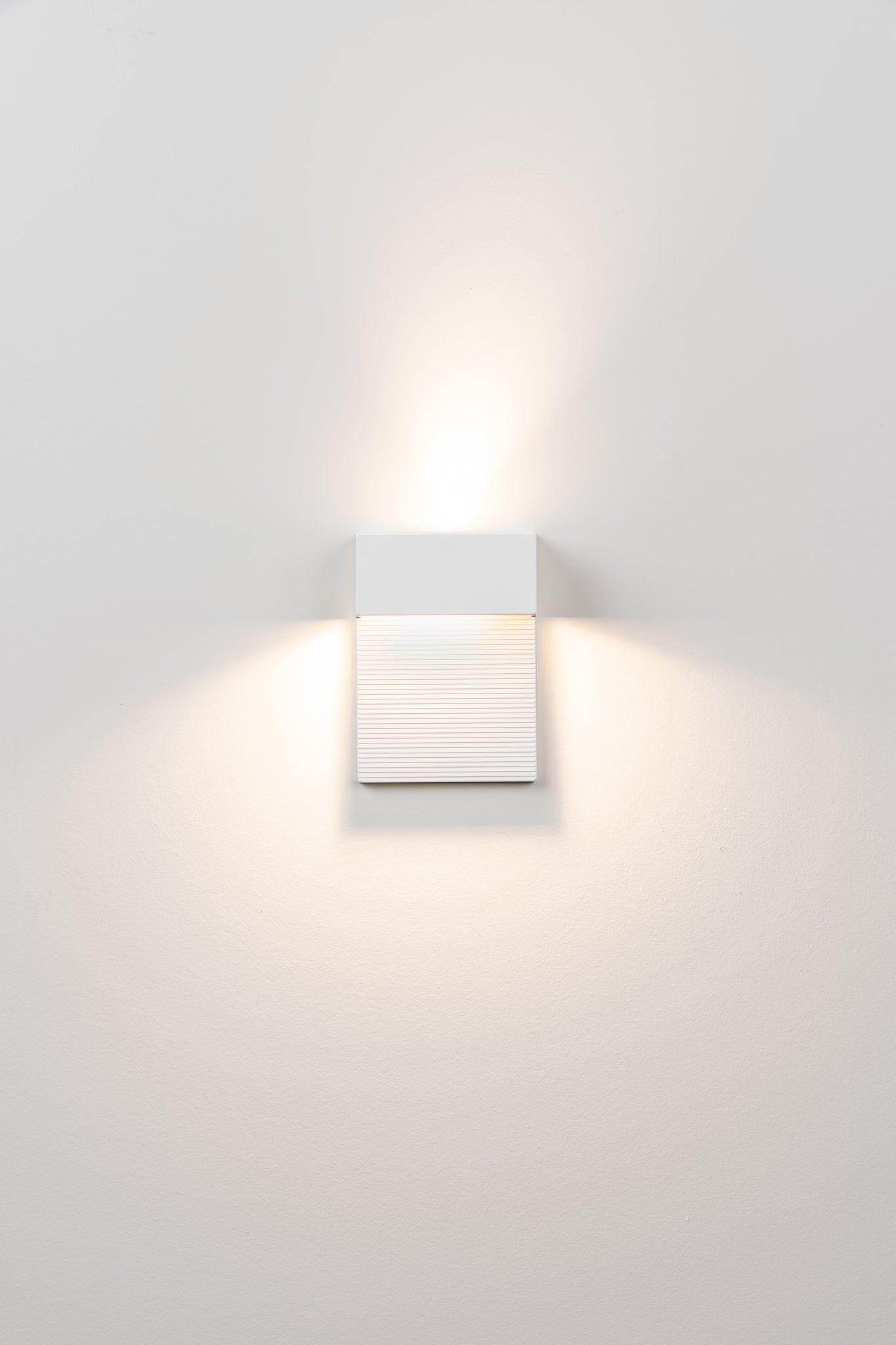Mini Wall Lamp H.15 DOB Led textured white - Milan - Accessoire Loods
