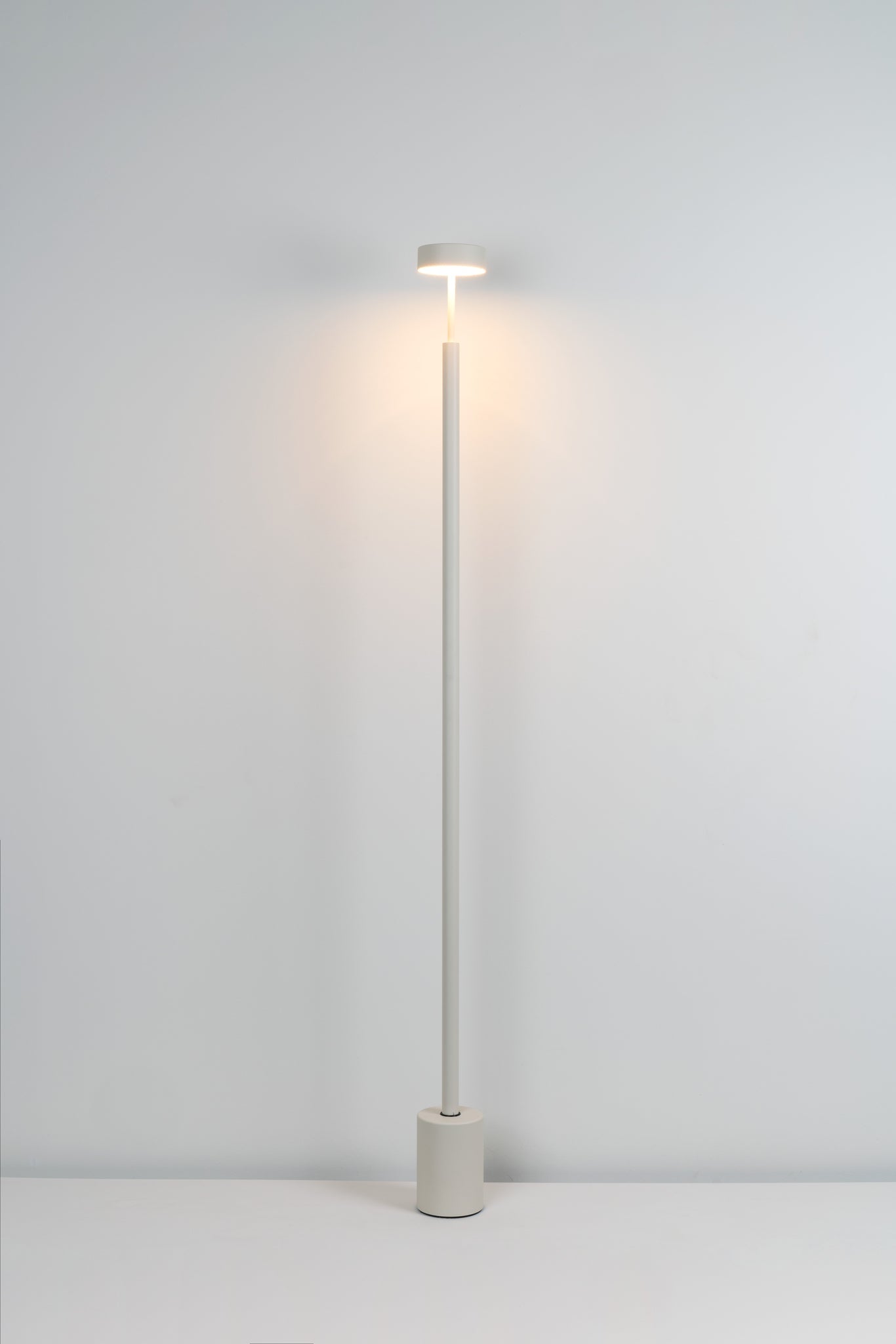 Peak Floor lamp H.170 cm Led PCB Textured mink - Milan - Accessoire Loods