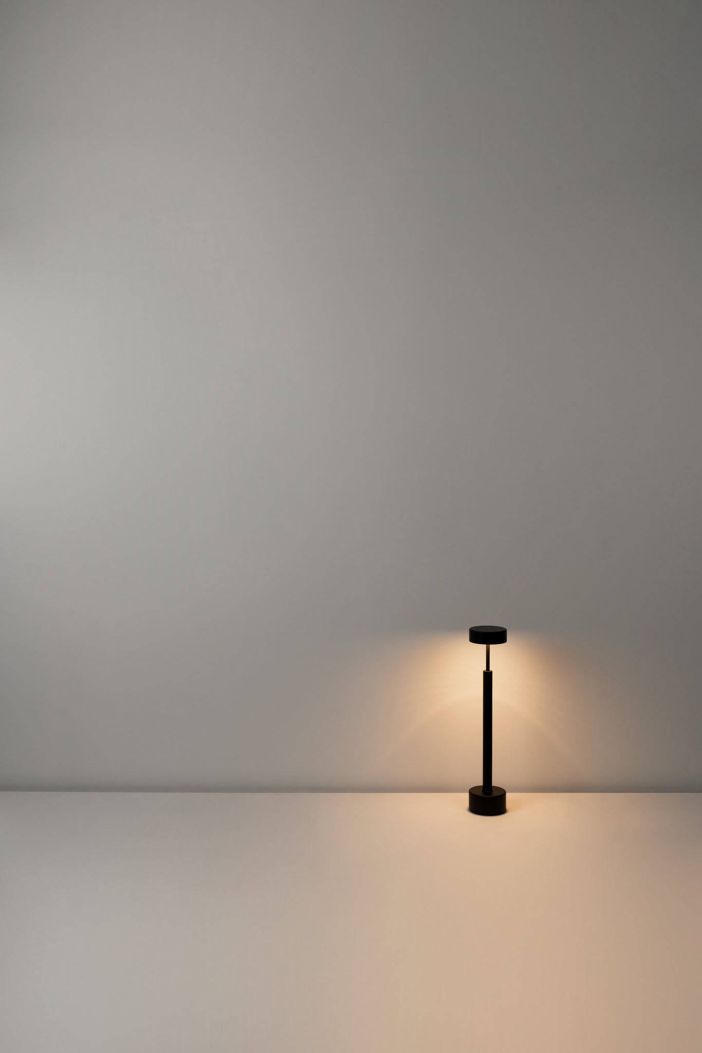 Peak Table lamp Led PCB Textured black - Milan - Accessoire Loods
