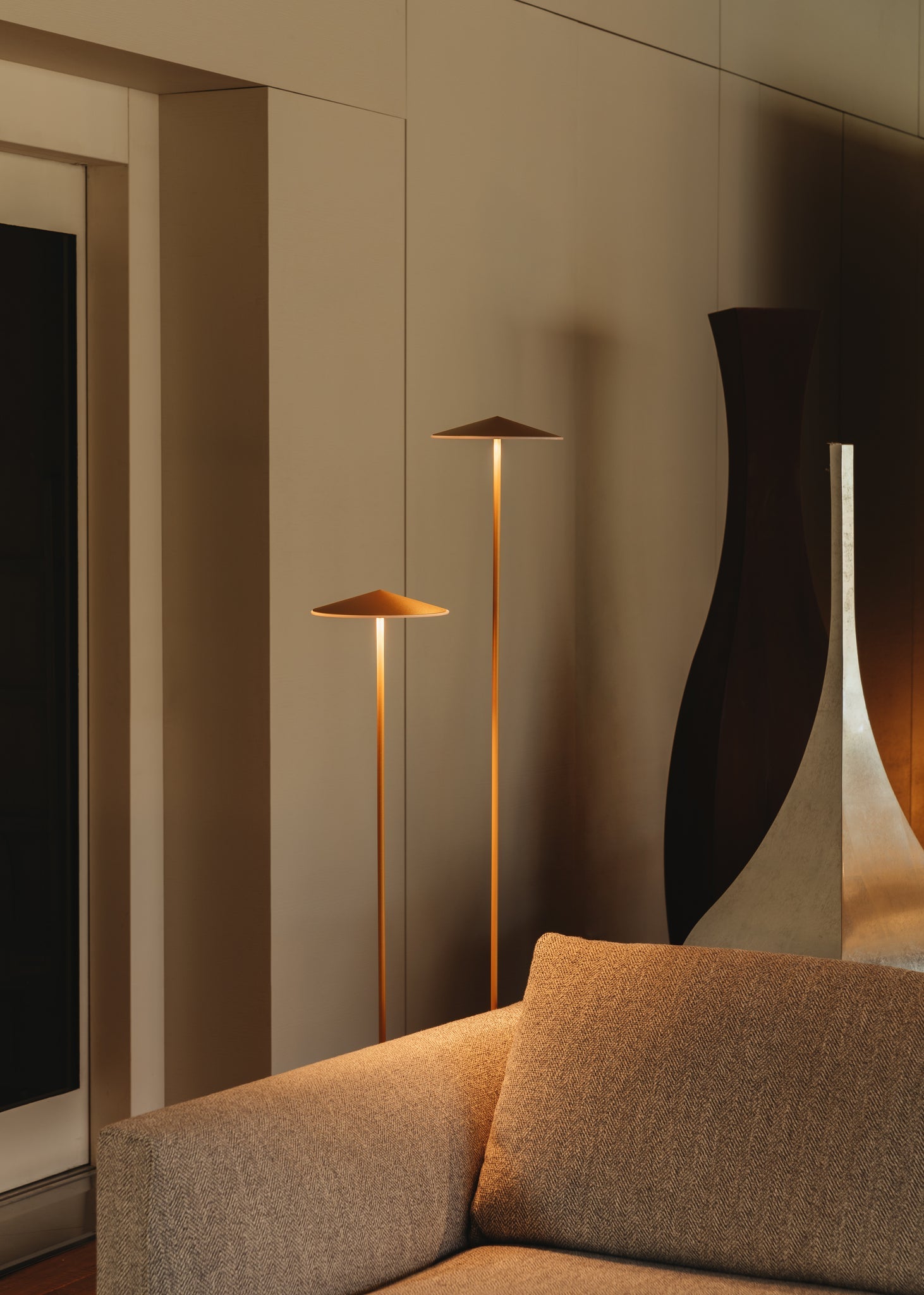 Pla Floor lamp 160 metallic gold - Milan - Accessoire Loods