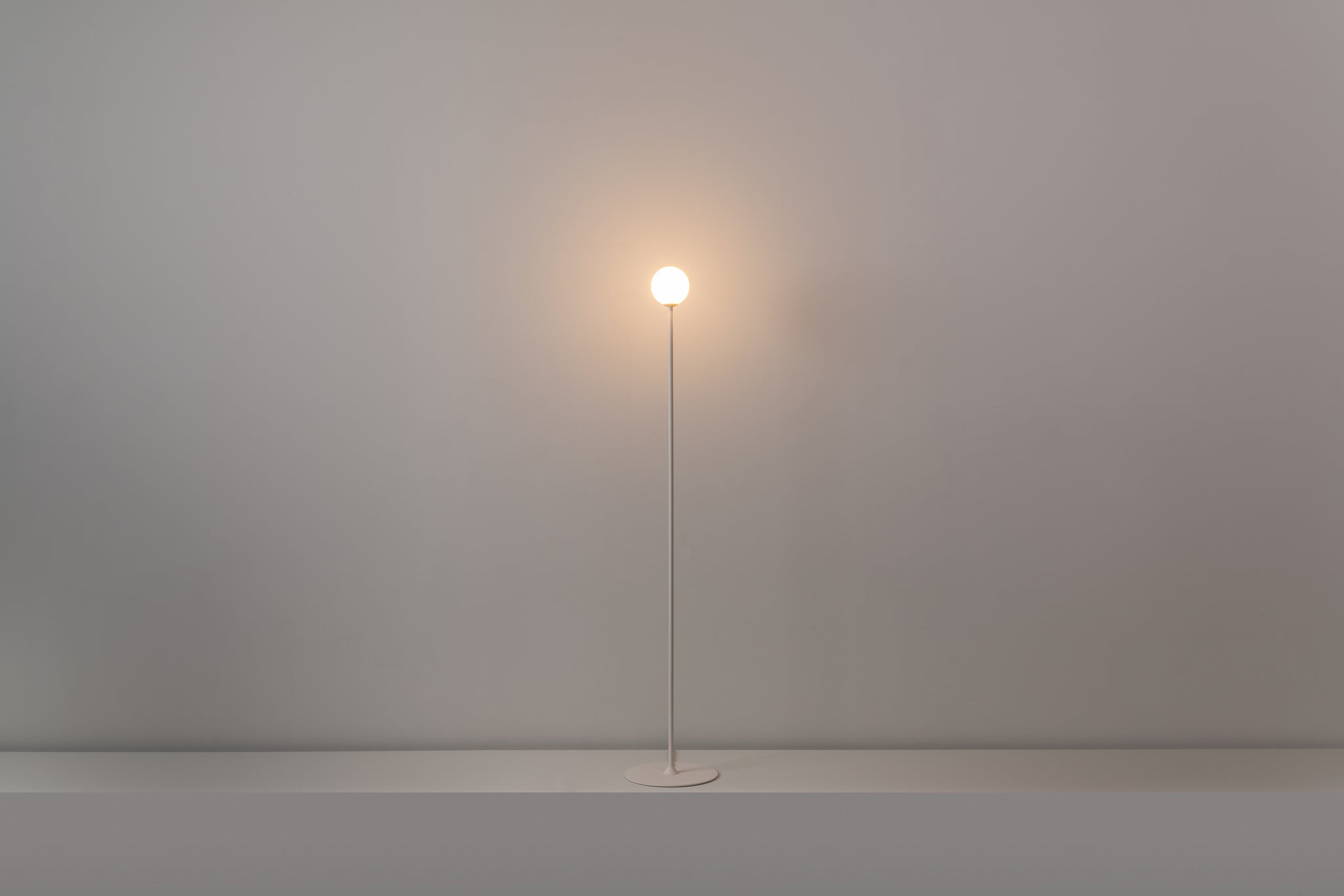 Symphony Floor lamp G9 H. 160 cm textured mink - Milan - Accessoire Loods