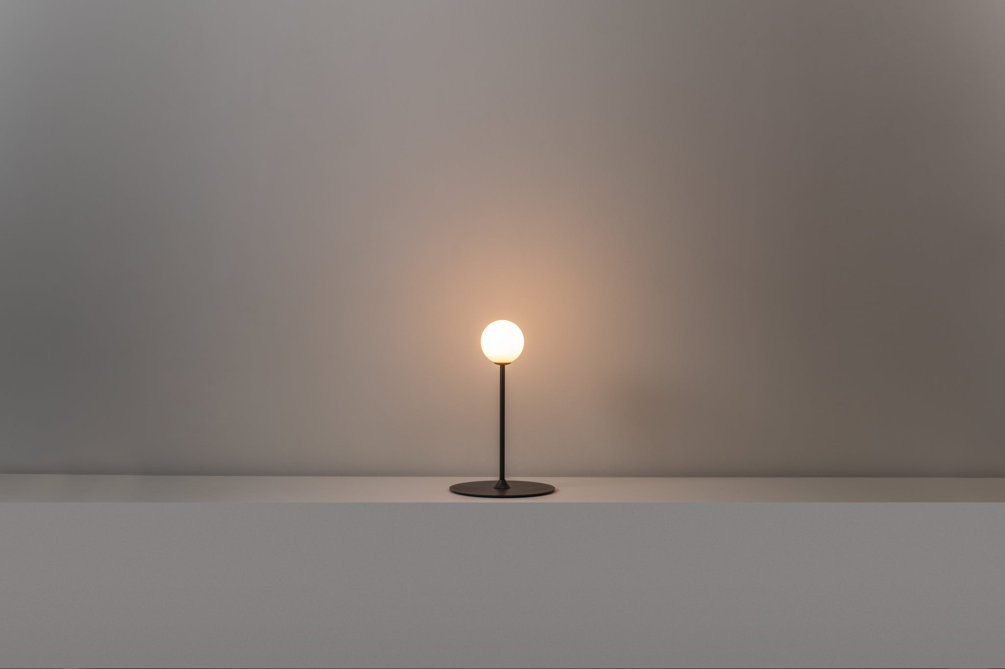 Symphony Table lamp G9 H. 38 cm textured anthracite grey - Milan - Accessoire Loods