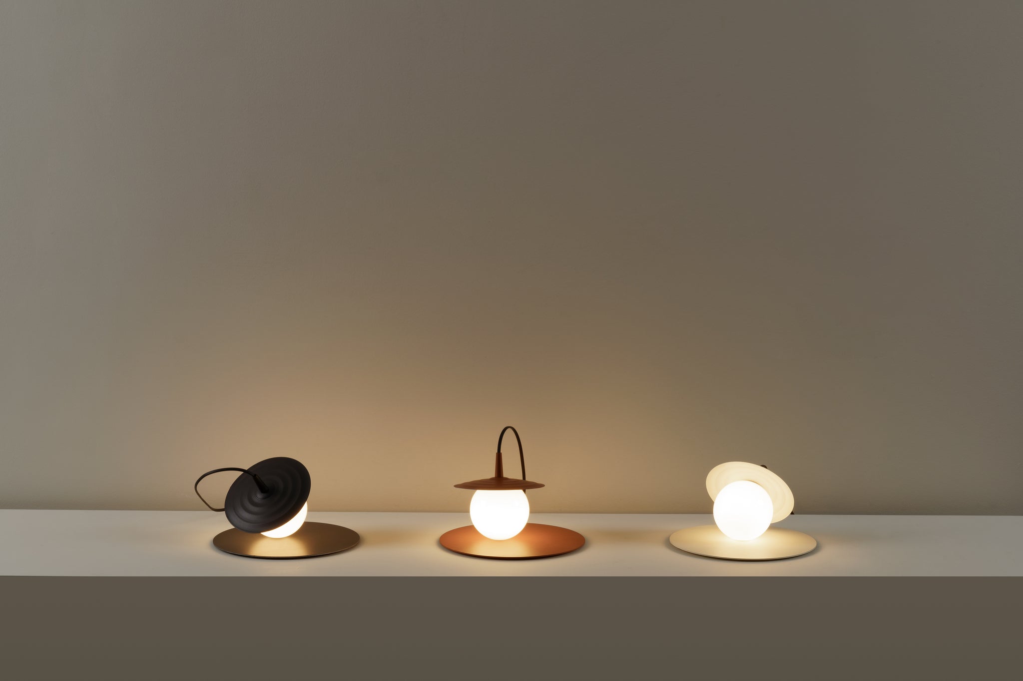 Symphony Table lamp G9 textured copper - Milan - Accessoire Loods