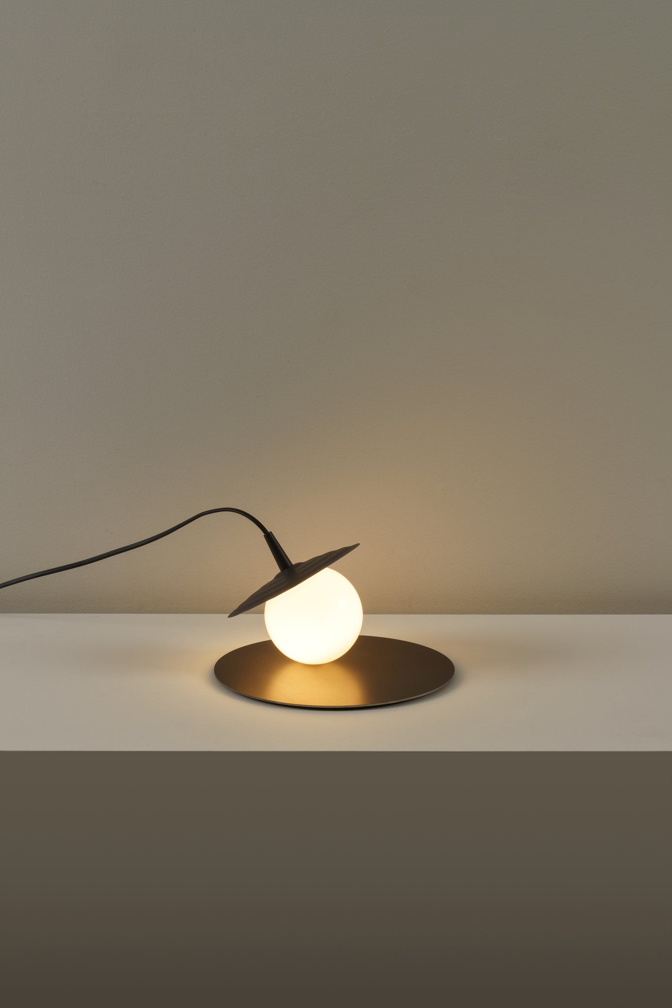 Symphony Table lamp G9textured anthracite grey - Milan - Accessoire Loods