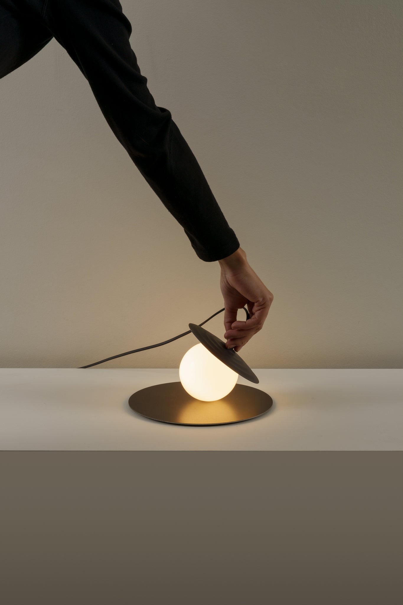 Symphony Table lamp G9textured anthracite grey - Milan - Accessoire Loods