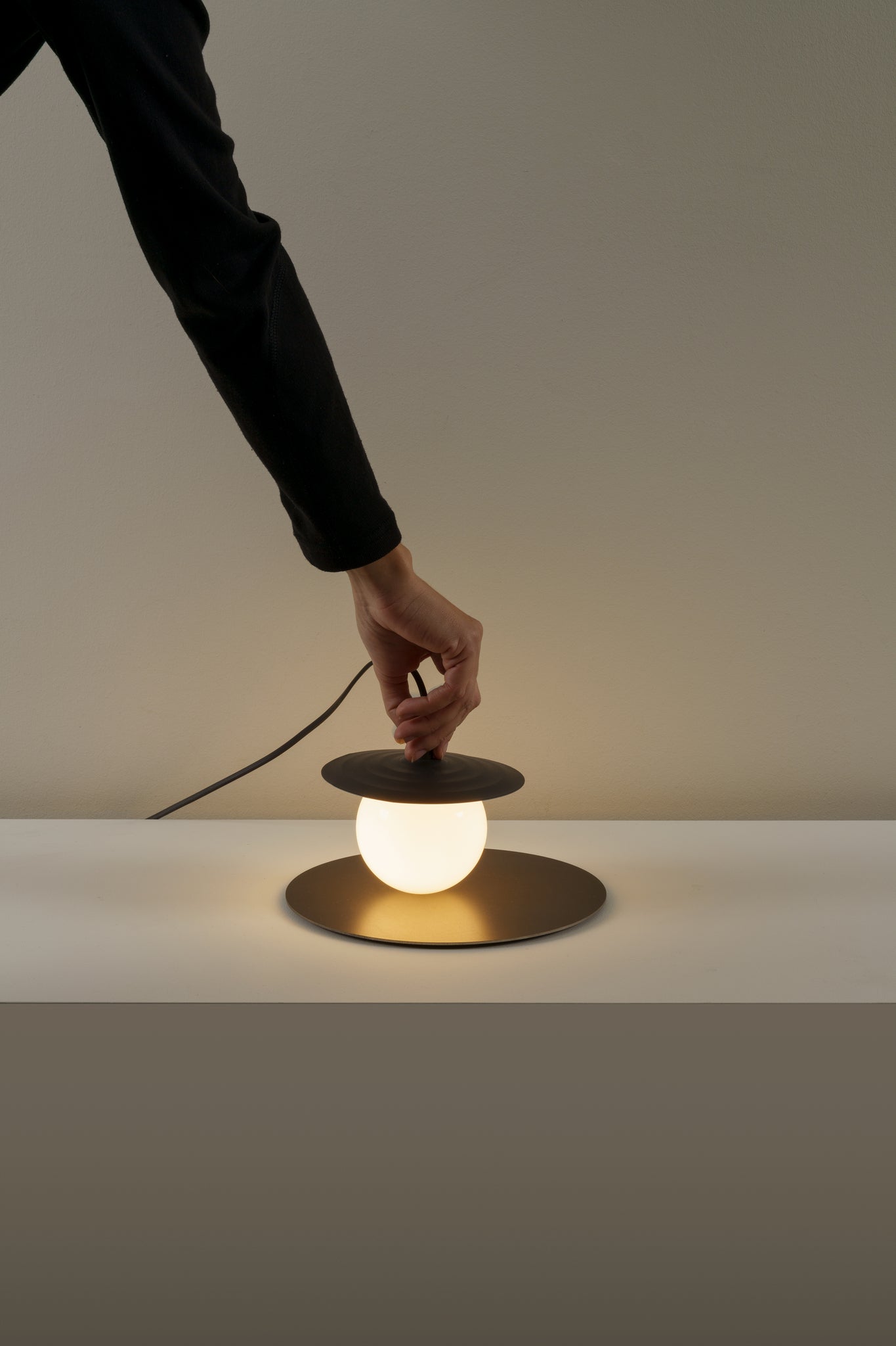 Symphony Table lamp G9textured anthracite grey - Milan - Accessoire Loods