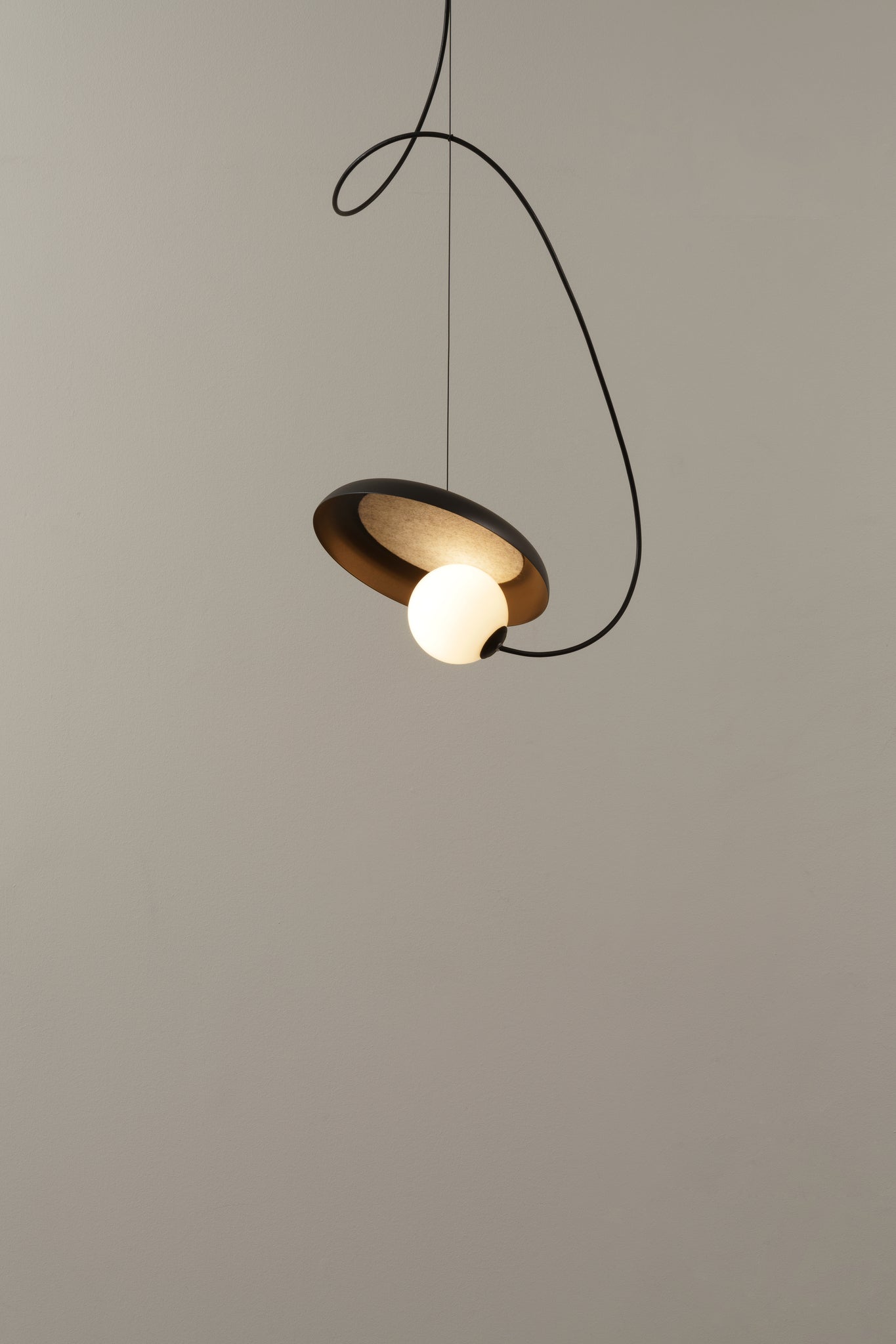 Wire Pendant @ 24 cm.G9 textured copper - Milan - Accessoire Loods