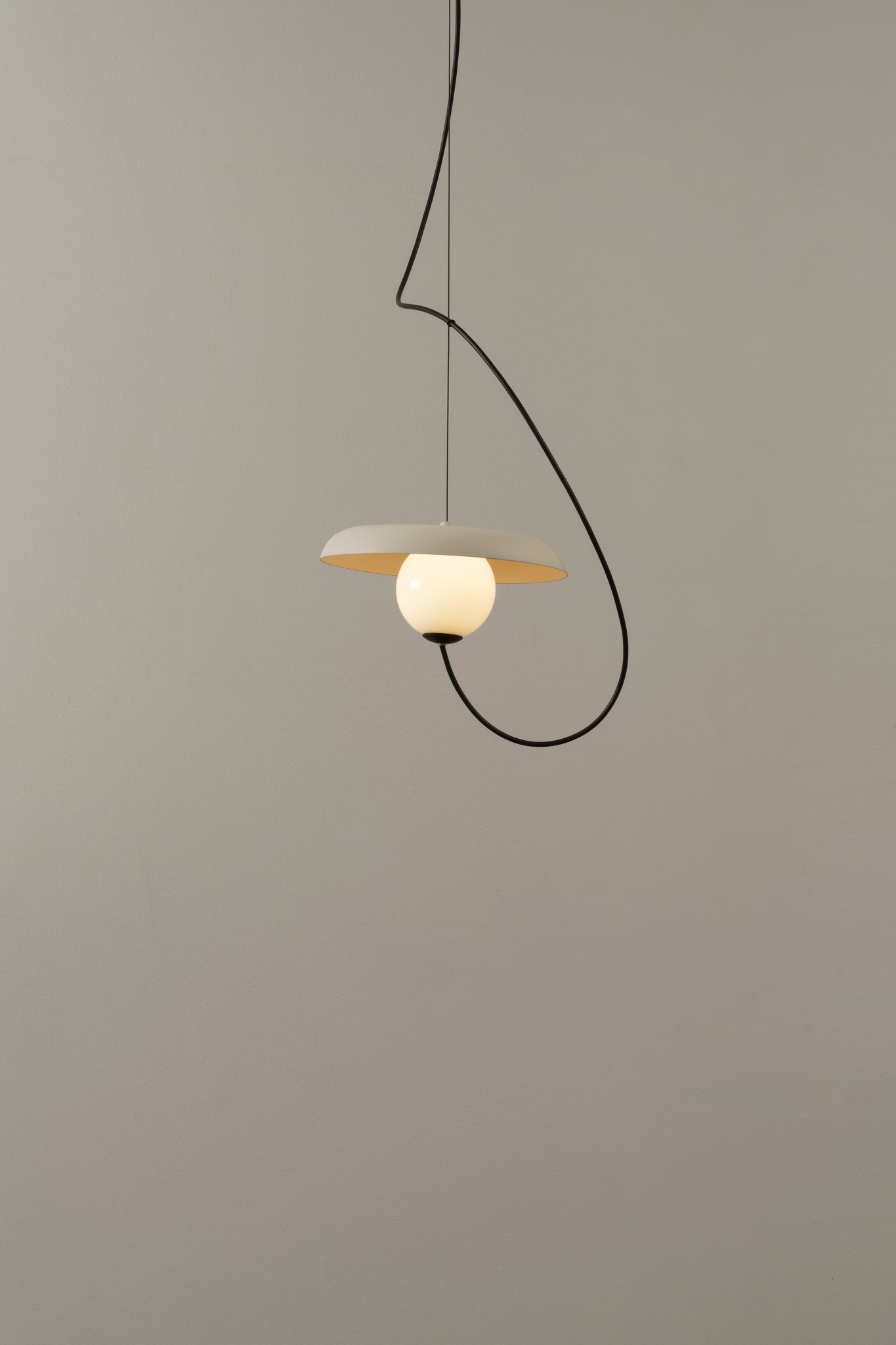 Wire Pendant @ 24cm.G9 textured mink - Milan - Accessoire Loods